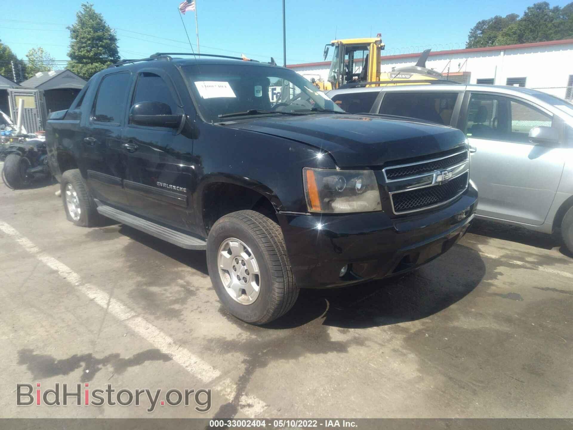Photo 3GNMCEE01BG313563 - CHEVROLET AVALANCHE 2011