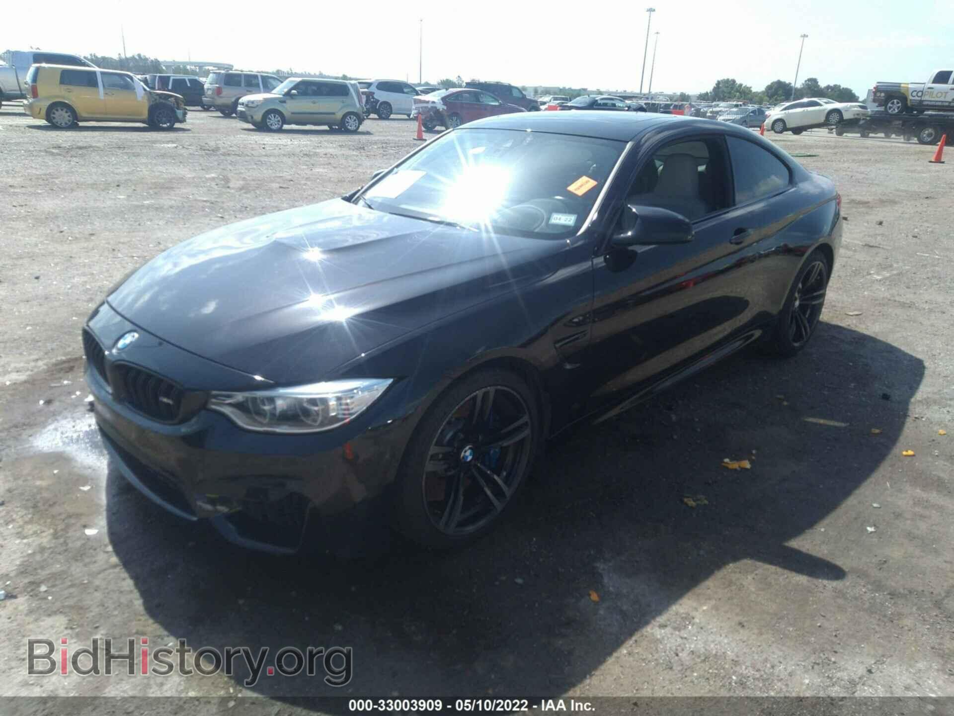 2015 BMW M4 - VIN: WBS3R9C57FK334255 - Фото 2