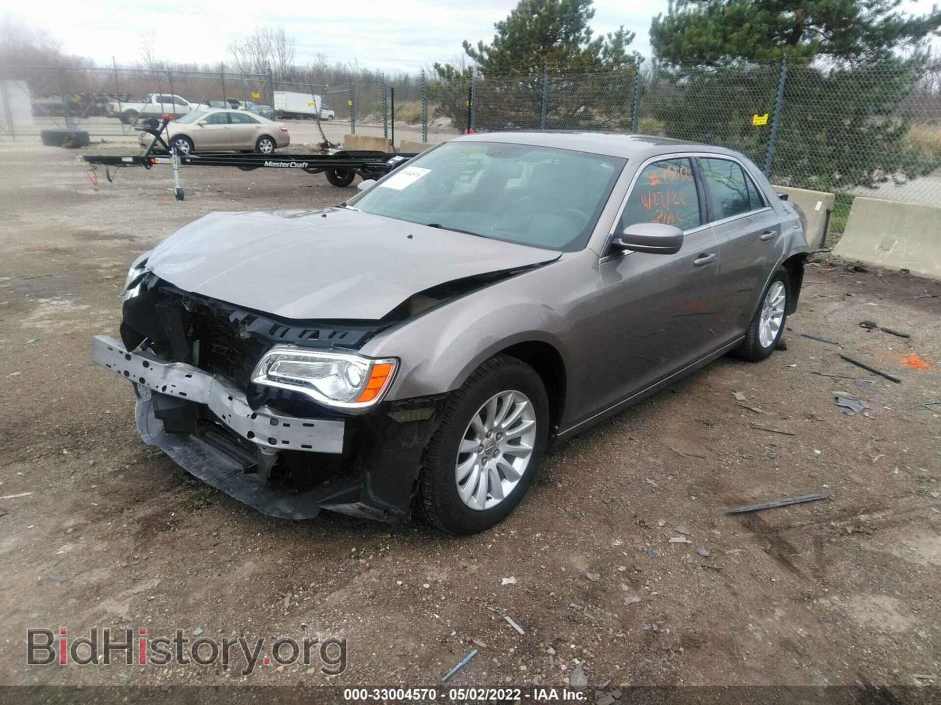 2014 CHRYSLER 300 - VIN: 2C3CCAAG3EH161813 - Photo 2