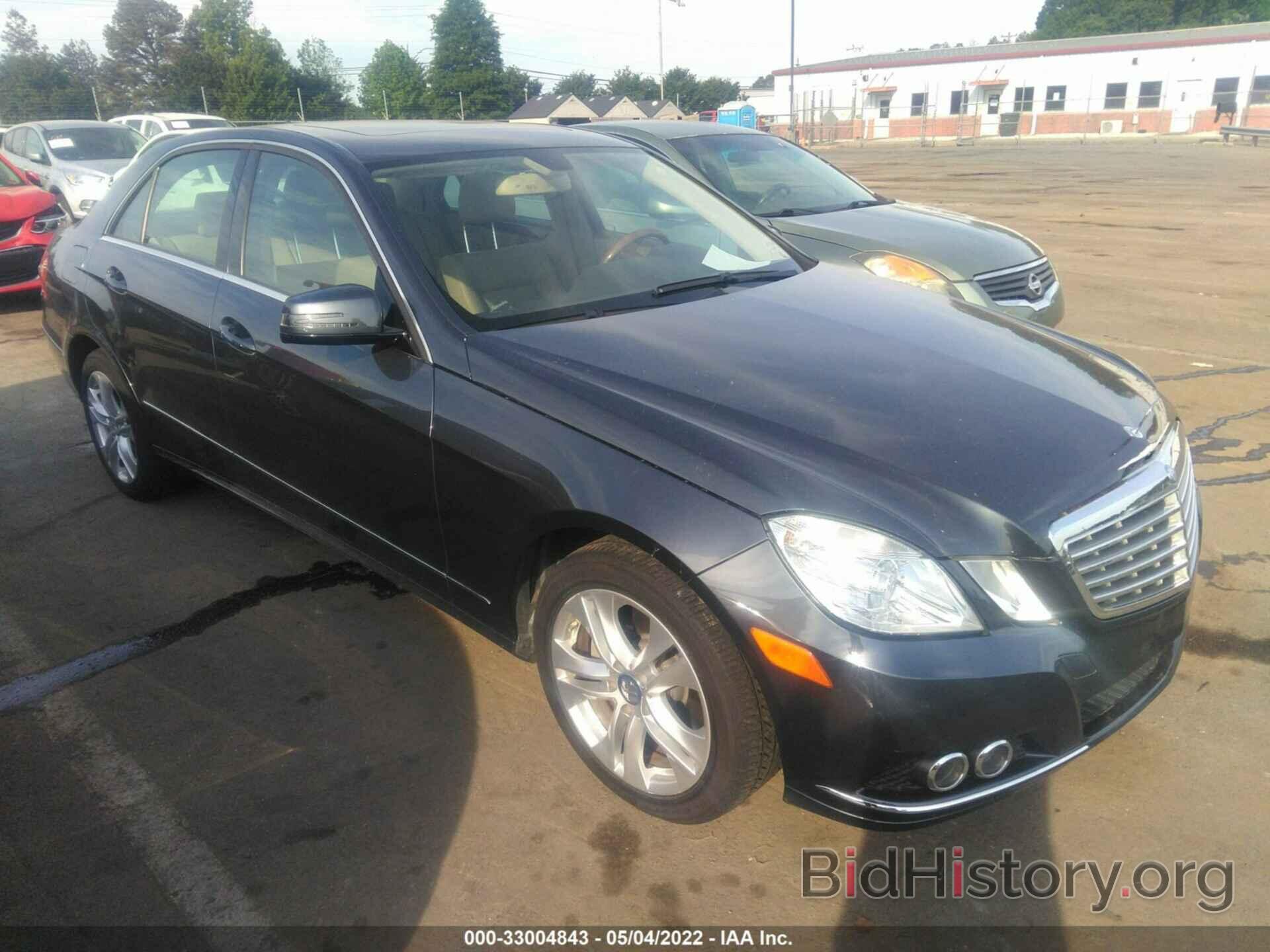 Photo WDDHF5GB4BA355634 - MERCEDES-BENZ E-CLASS 2011