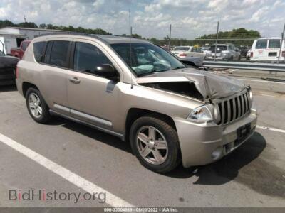2010 Jeep COMPASS Latitude, gold — VIN 1J4NF1FB9AD620305, IAAI