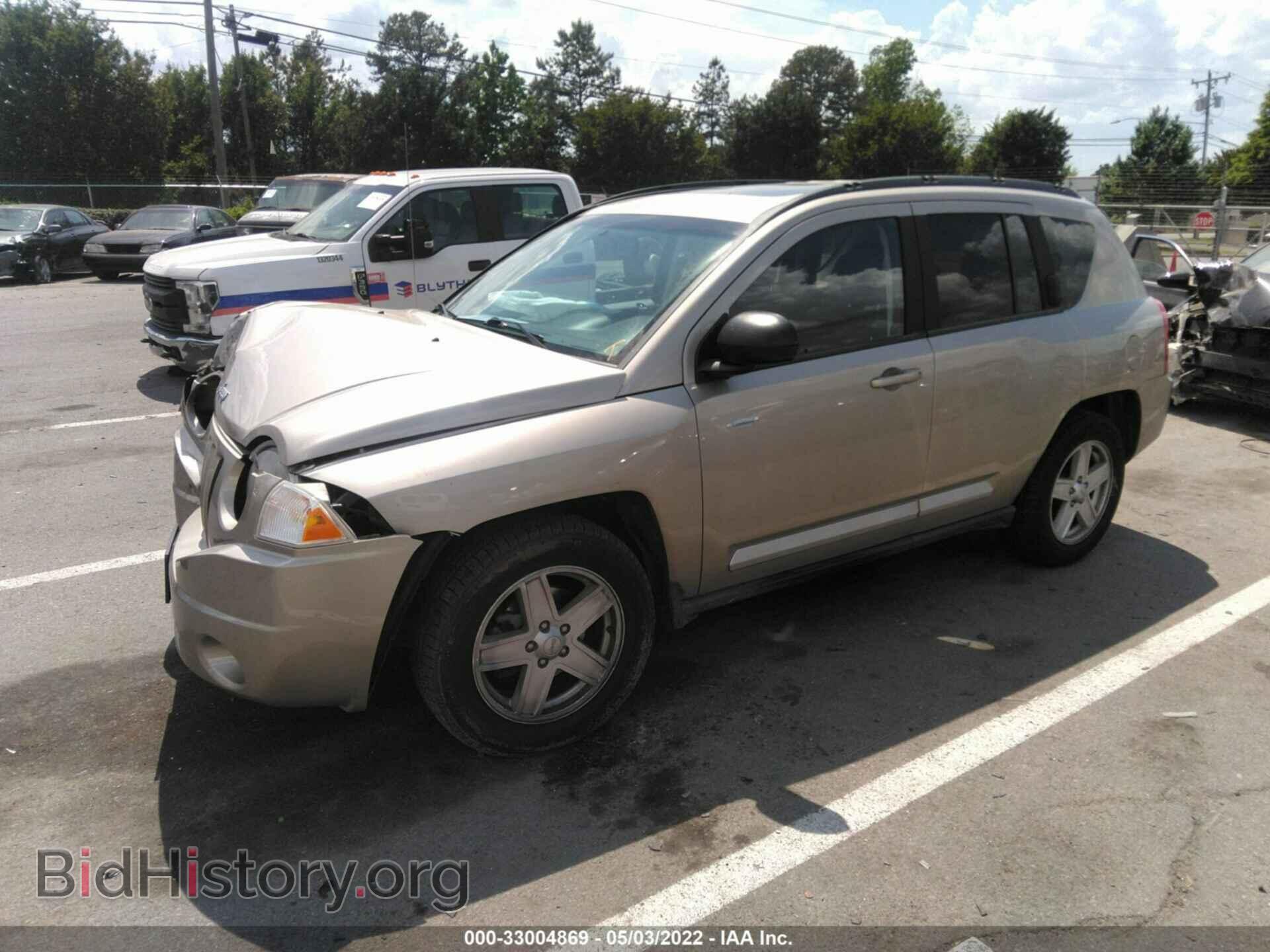 2010 JEEP COMPASS - VIN: 1J4NF1FB9AD620305 - Фото 2