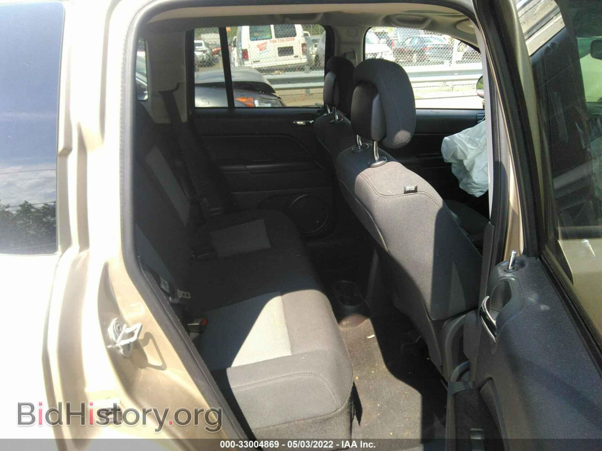 2010 JEEP COMPASS - VIN: 1J4NF1FB9AD620305 - Фото 8