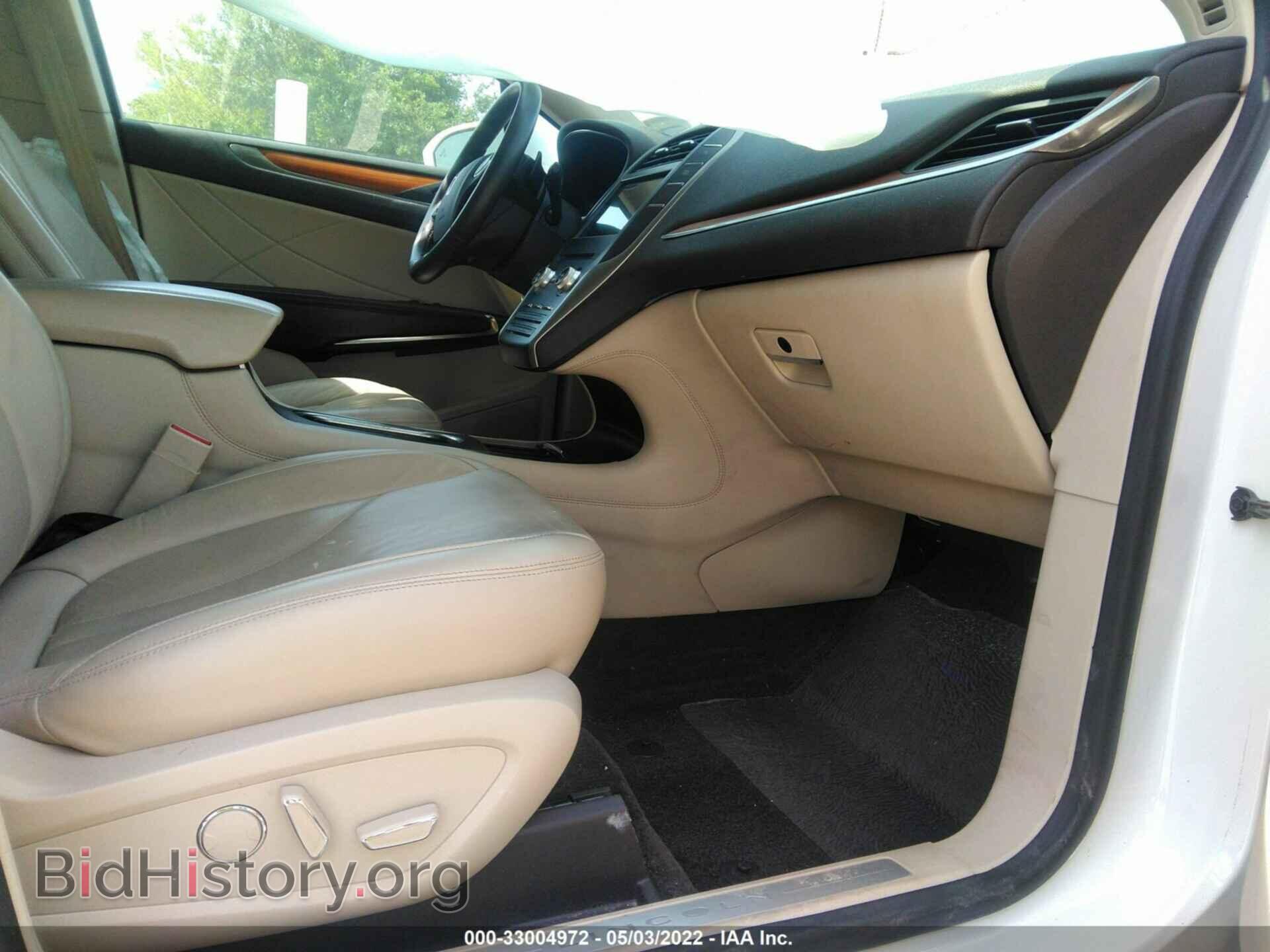 2017 LINCOLN MKC - VIN: 5LMCJ2C94HUL55461 - Photo 5