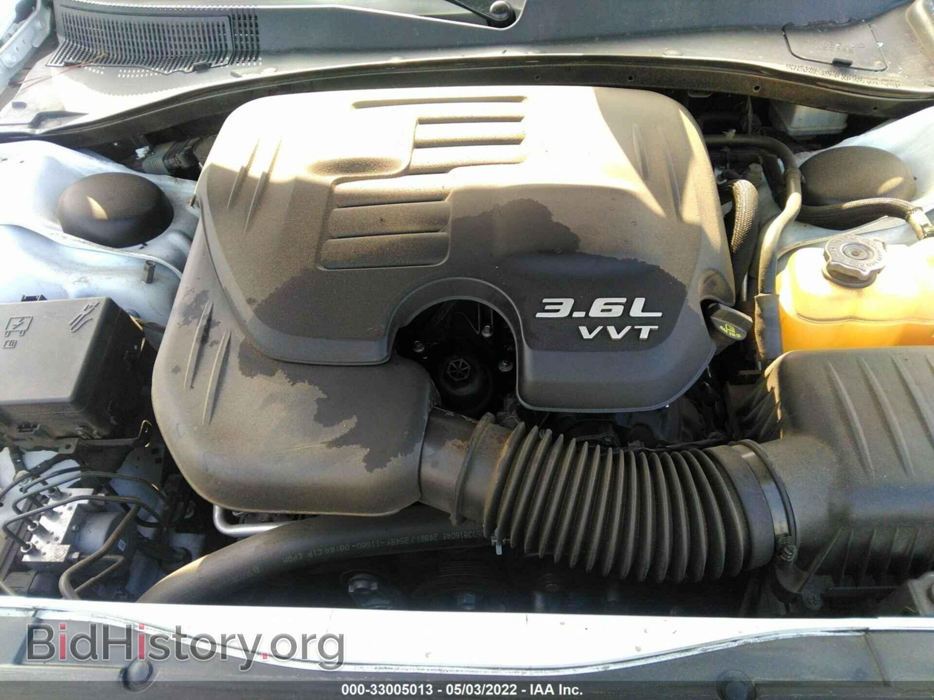 2019 CHRYSLER 300 - VIN: 2C3CCAAG2KH727052 - Фото 10