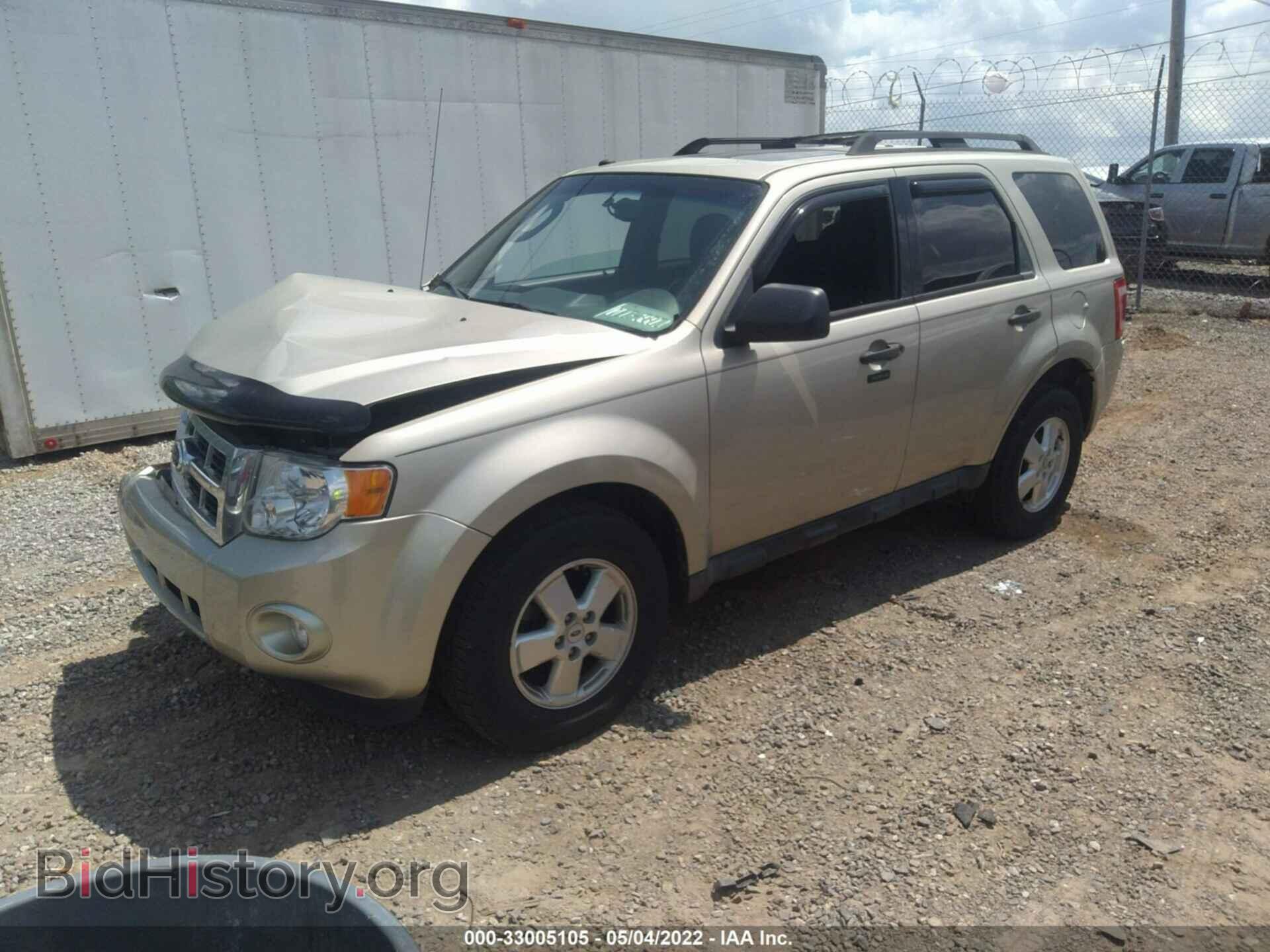 2011 FORD ESCAPE - VIN: 1FMCU9D75BKA90892 - Фото 2