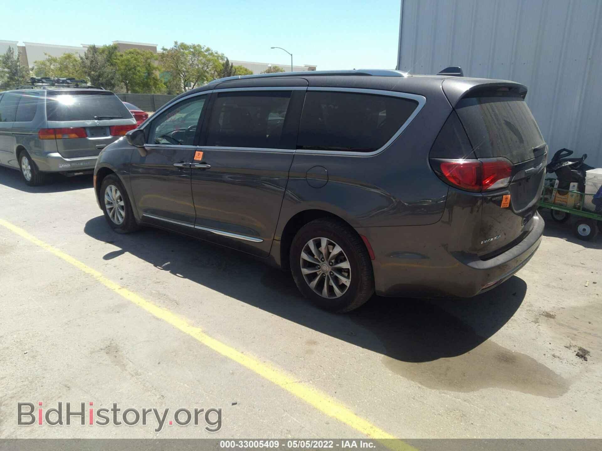 2018 CHRYSLER PACIFICA - VIN: 2C4RC1BG8JR119999 - Фото 3