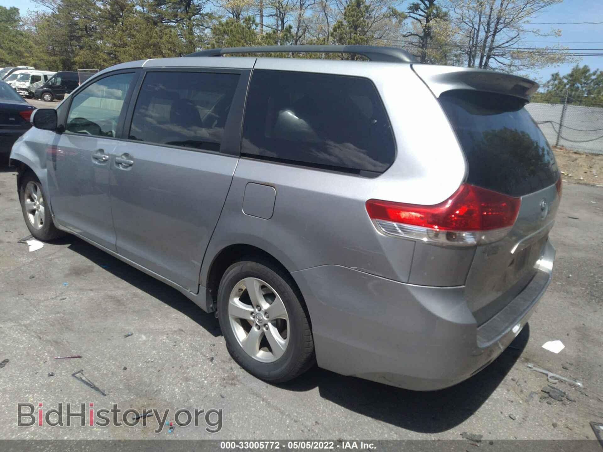 2013 TOYOTA SIENNA - VIN: 5TDKK3DC8DS383231 - Фото 3