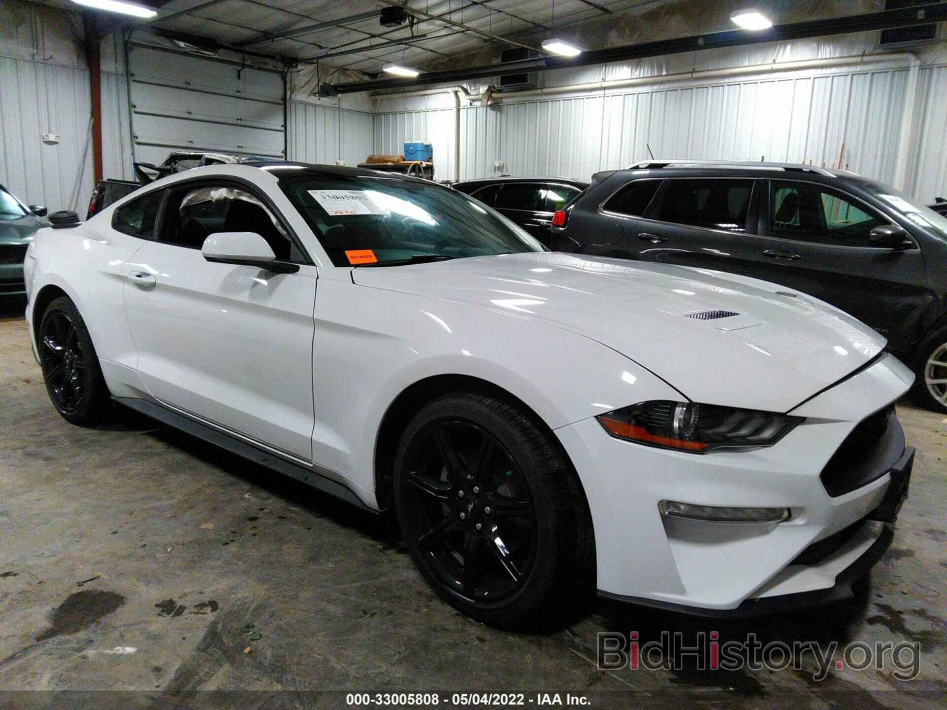 Photo 1FA6P8TH3L5163115 - FORD MUSTANG 2020