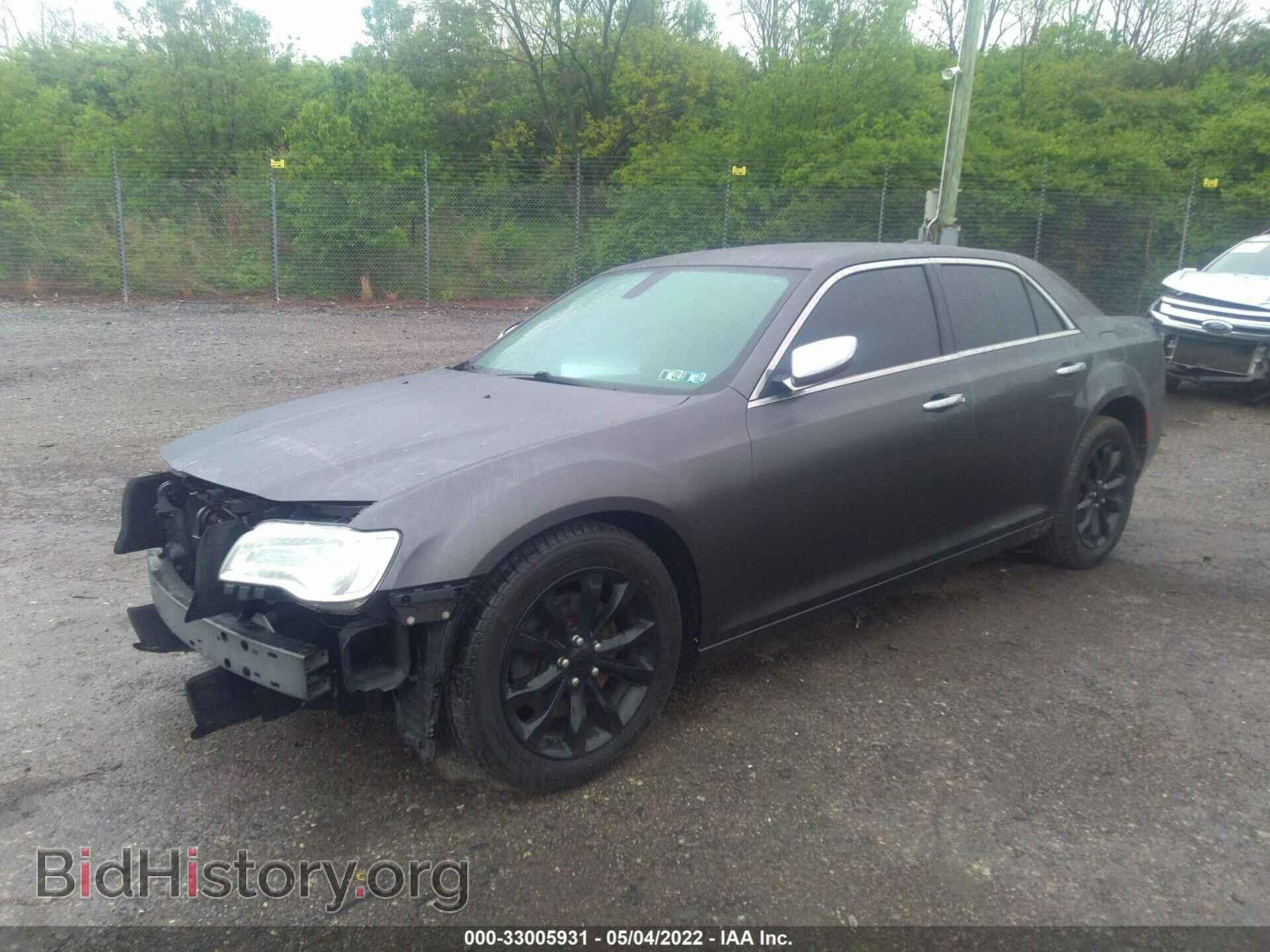 2016 CHRYSLER 300 - VIN: 2C3CCAKG5GH270257 - Фото 2