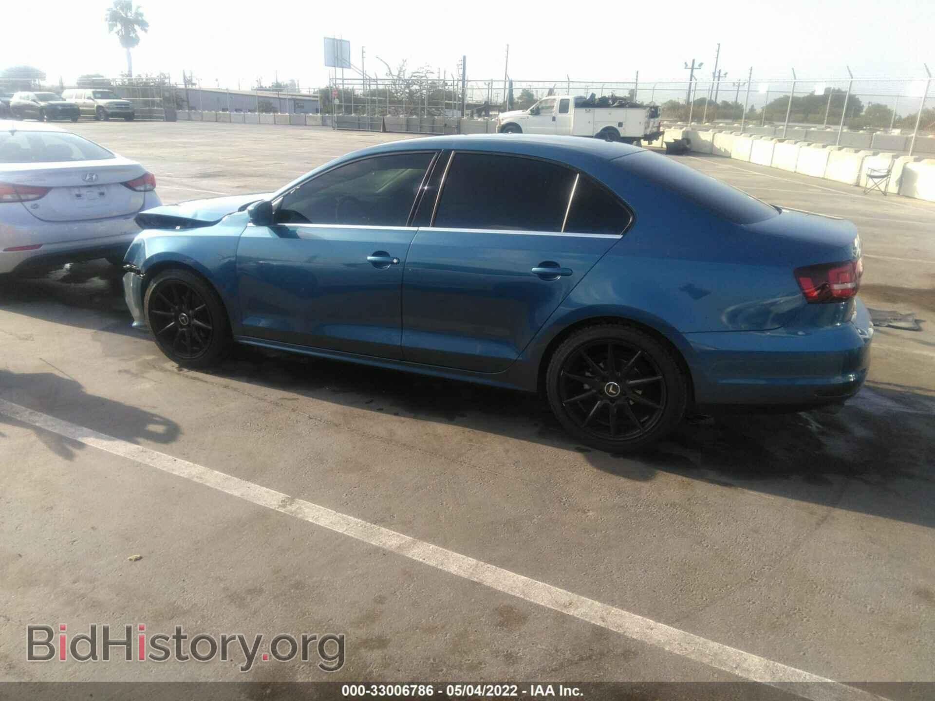 2017 VOLKSWAGEN JETTA - VIN: 3VW2B7AJXHM226894 - Фото 3