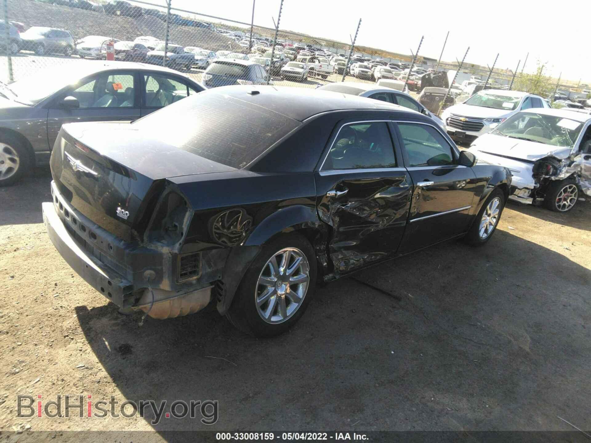 2010 CHRYSLER 300 - VIN: 2C3CA3CV4AH154196 - Фото 4