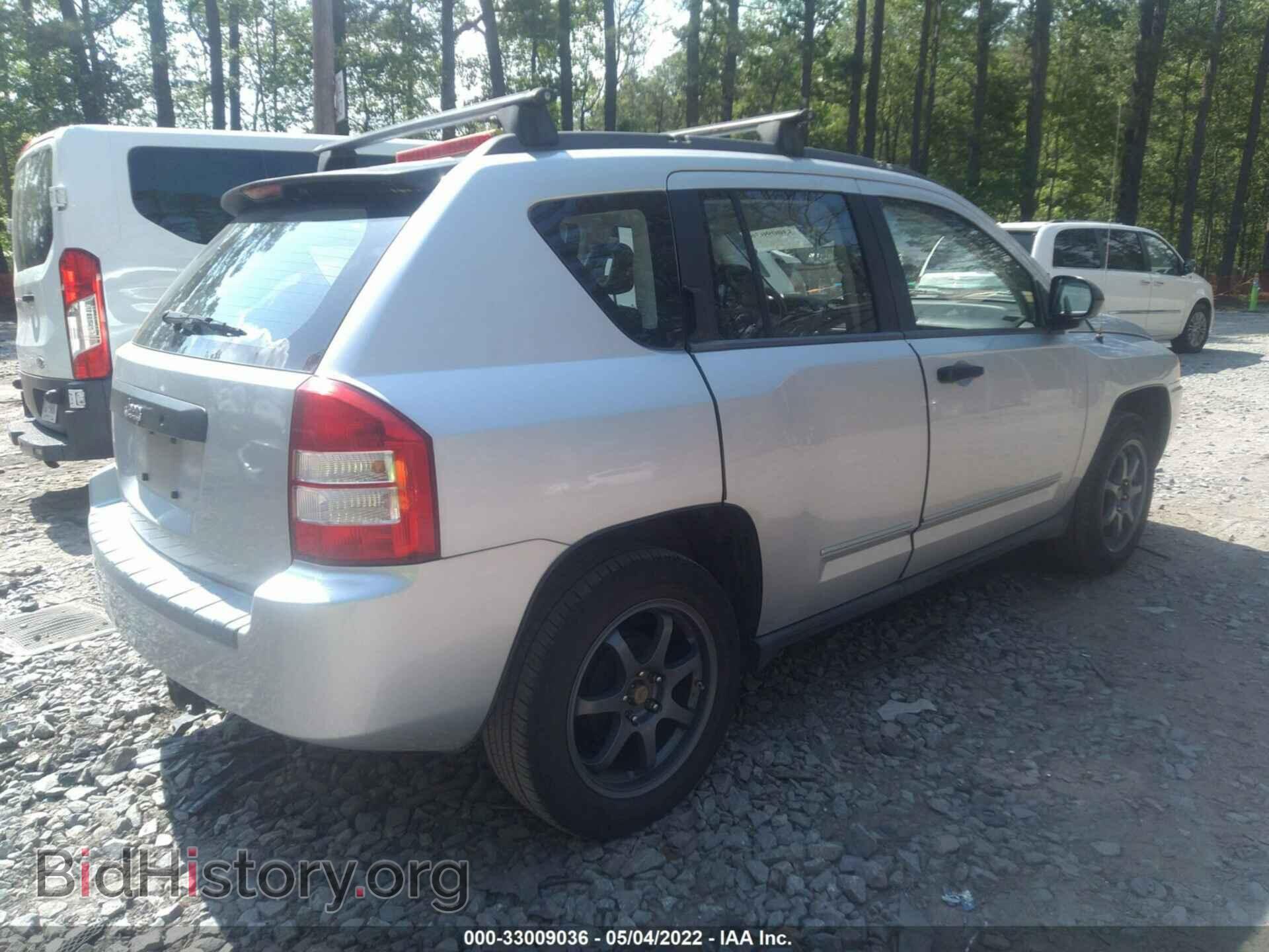 2009 JEEP COMPASS - VIN: 1J4FT47B79D114593 - Фото 4