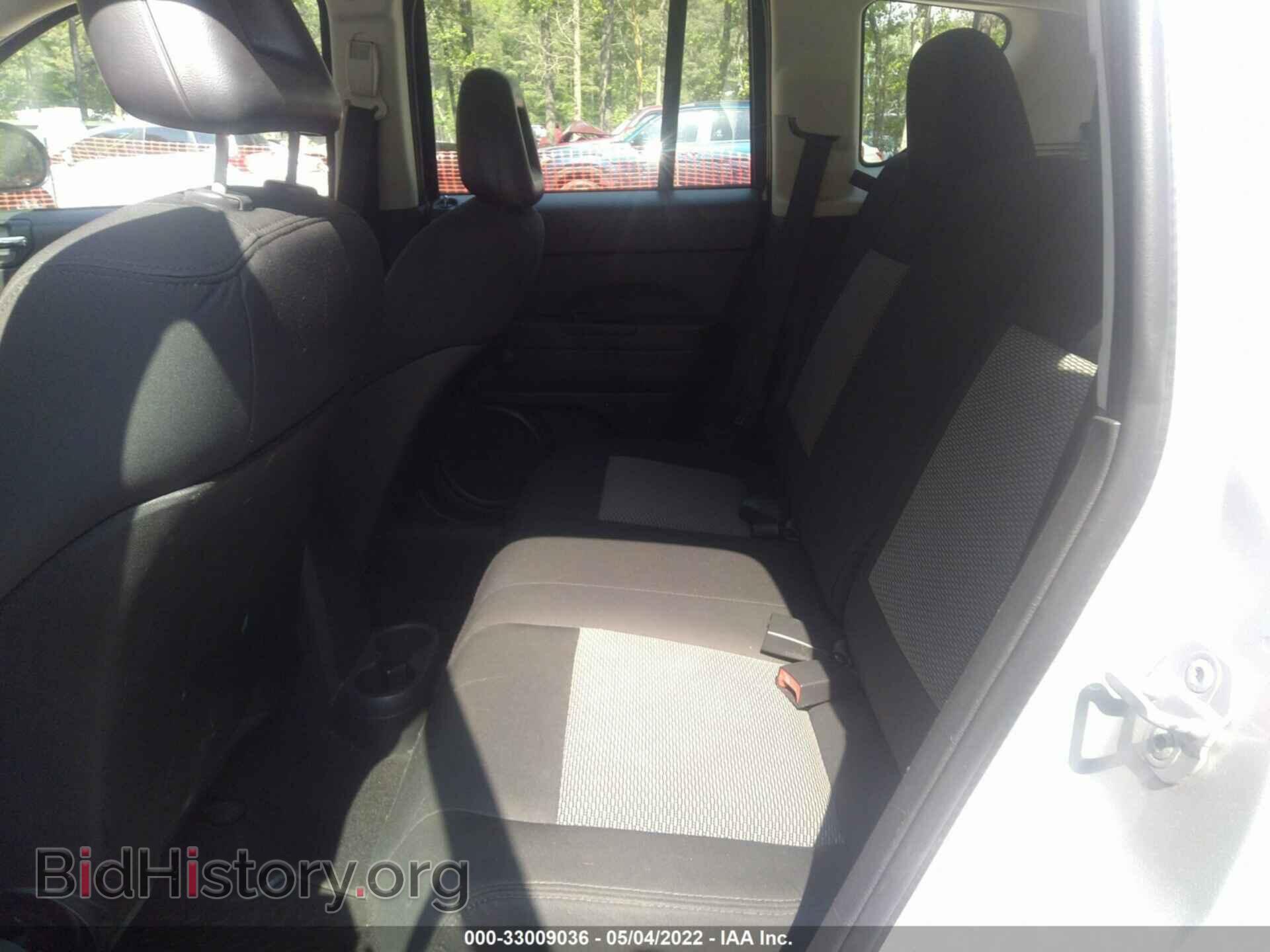 2009 JEEP COMPASS - VIN: 1J4FT47B79D114593 - Фото 8