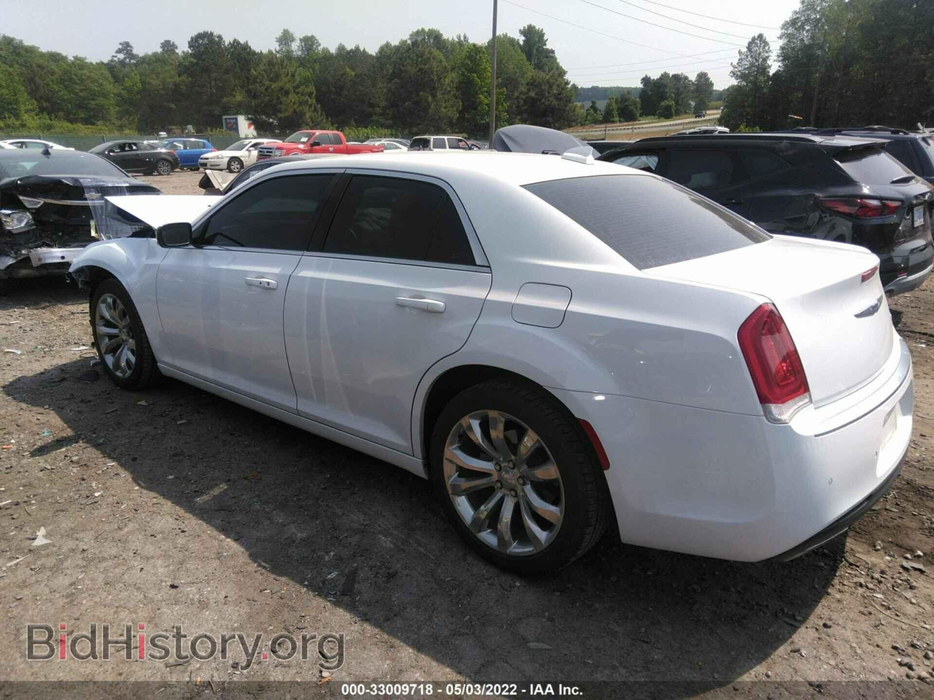 2021 CHRYSLER 300 - VIN: 2C3CCAAG9MH622575 - Фото 3