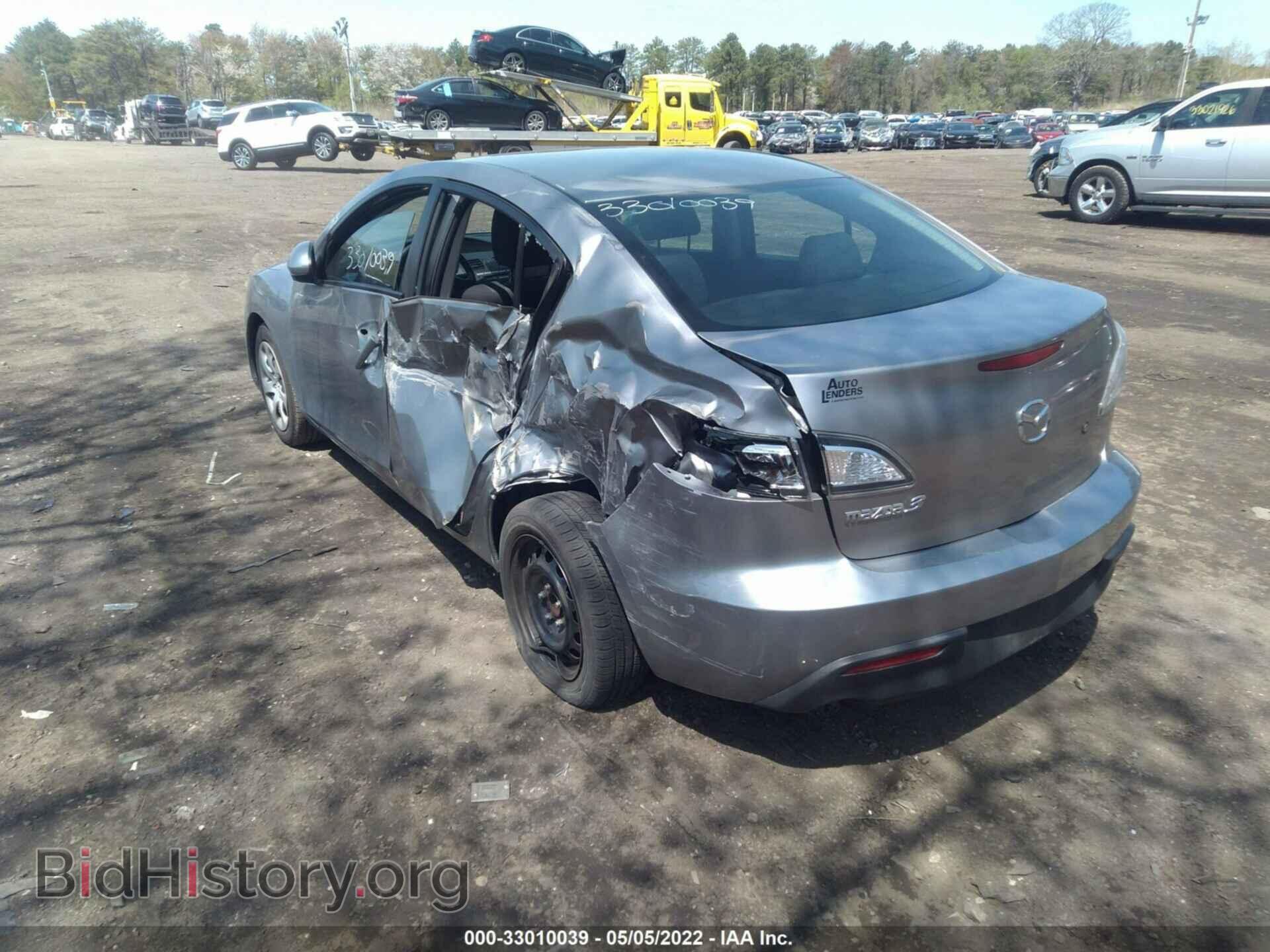 2011 MAZDA MAZDA3 - VIN: JM1BL1UG0B1464920 - Фото 3