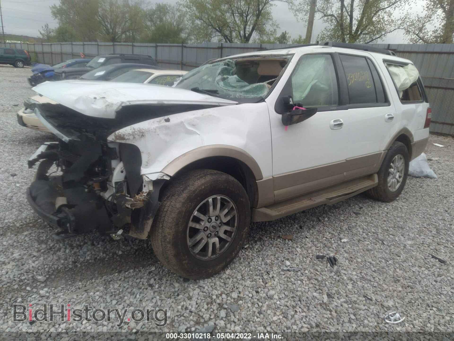 2013 FORD EXPEDITION - VIN: 1FMJU1J53DEF44022 - Фото 2