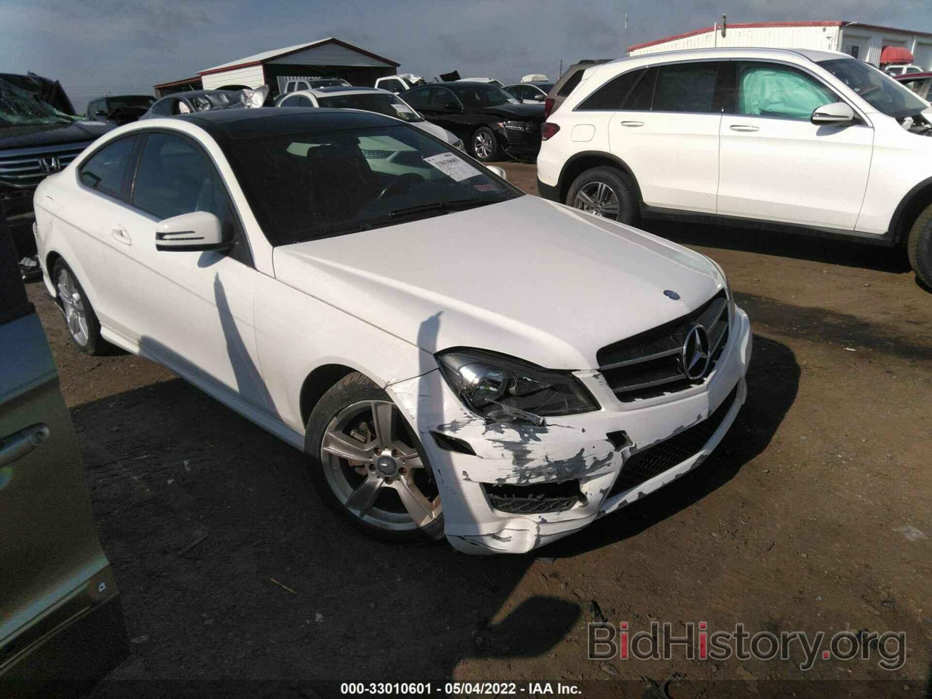 Photo WDDGJ4HB0DF998765 - MERCEDES-BENZ C-CLASS 2013