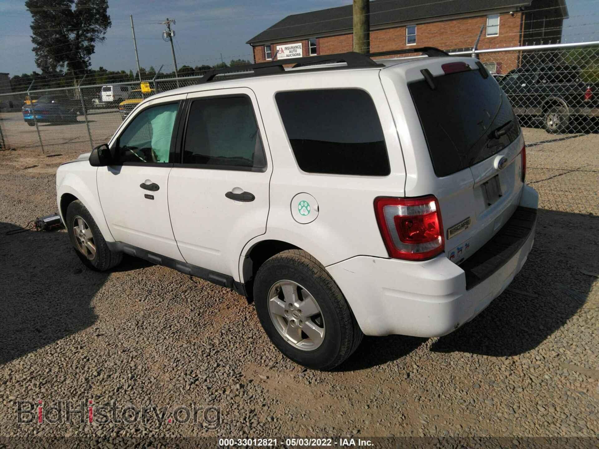 2011 FORD ESCAPE - VIN: 1FMCU9D75BKC11209 - Фото 3
