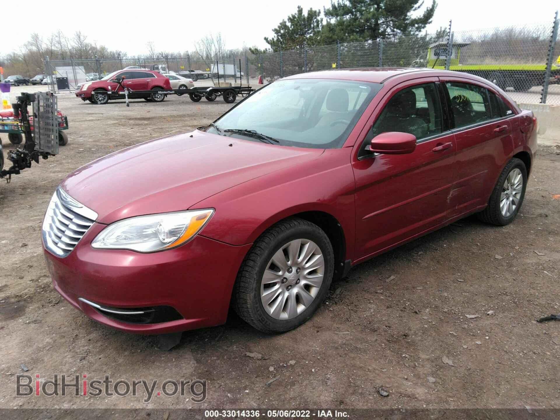 2012 CHRYSLER 200 - VIN: 1C3CCBAB4CN190557 - Фото 2