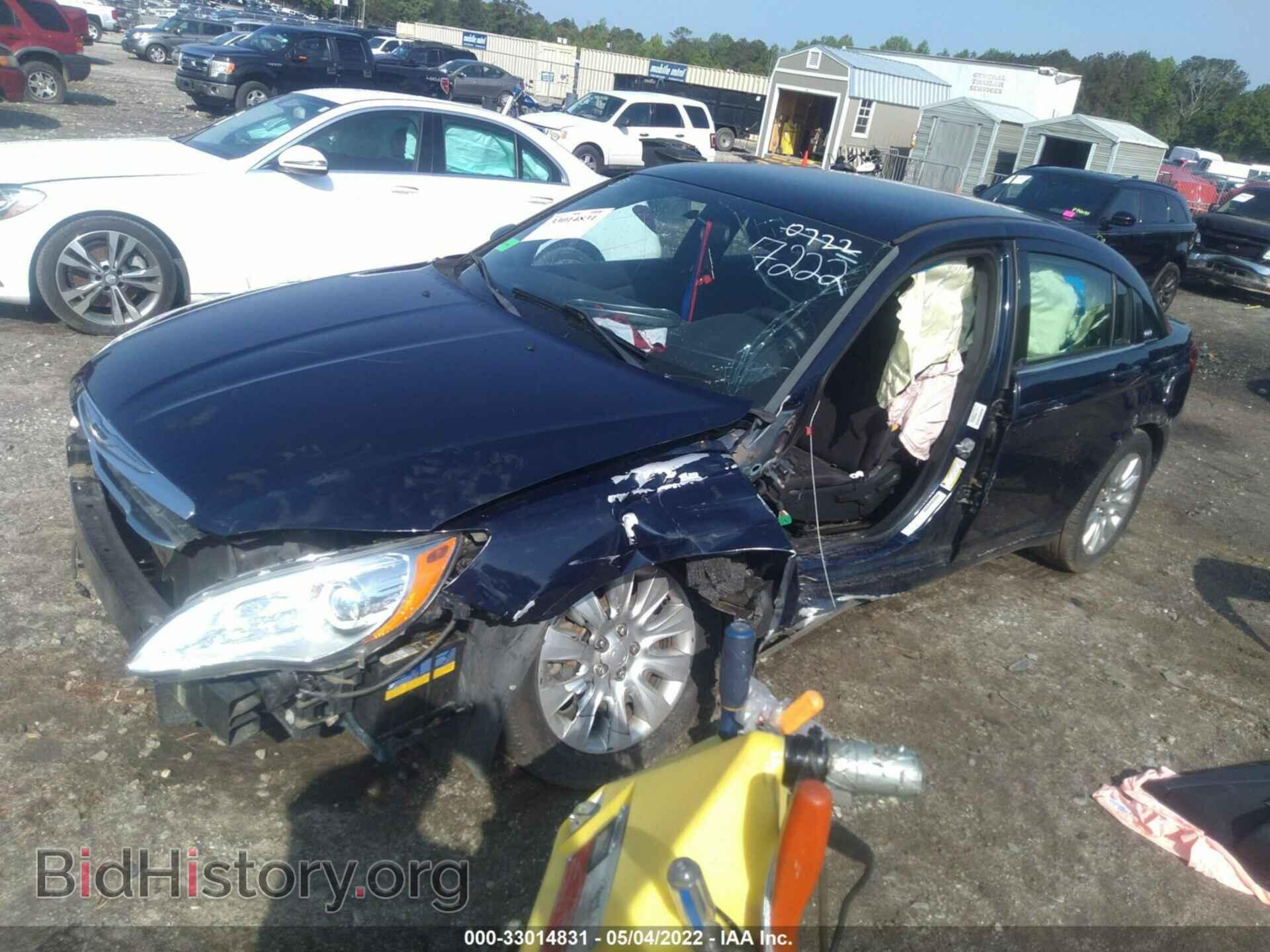 2014 CHRYSLER 200 - VIN: 1C3CCBAB1EN207222 - Фото 2