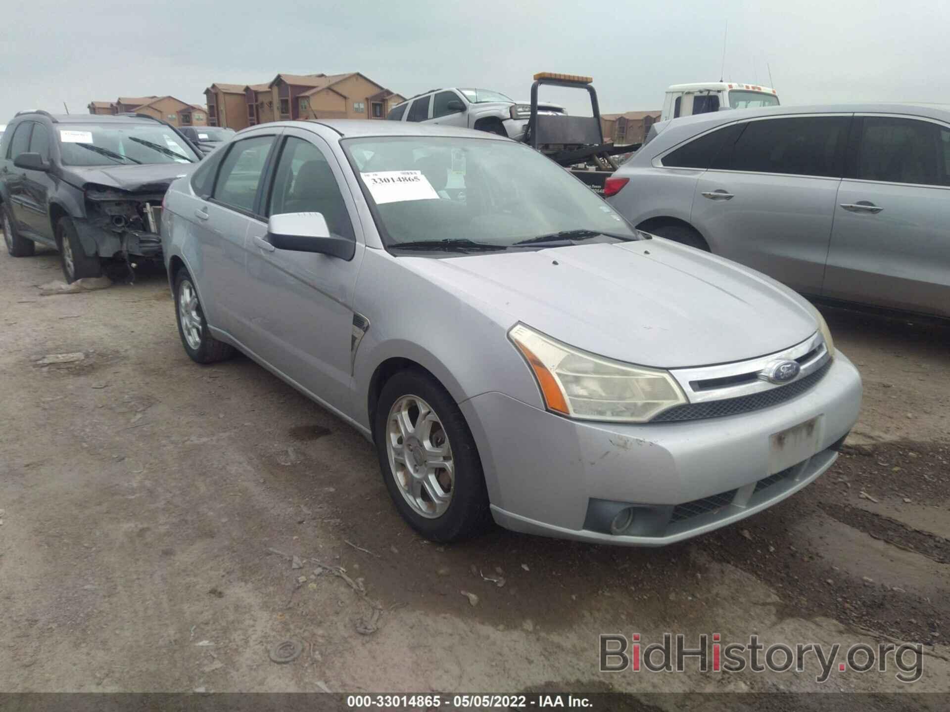 Photo 1FAHP35N38W235981 - FORD FOCUS 2008