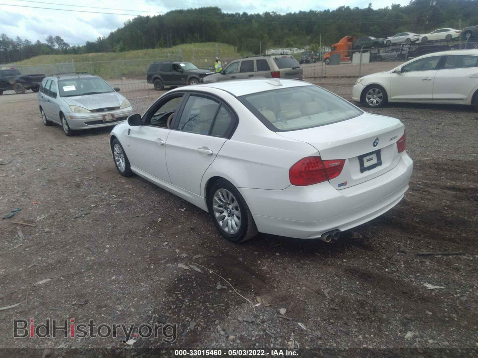 2009 BMW 3 SERIES - VIN: WBAPH73589A173079 - Фото 3