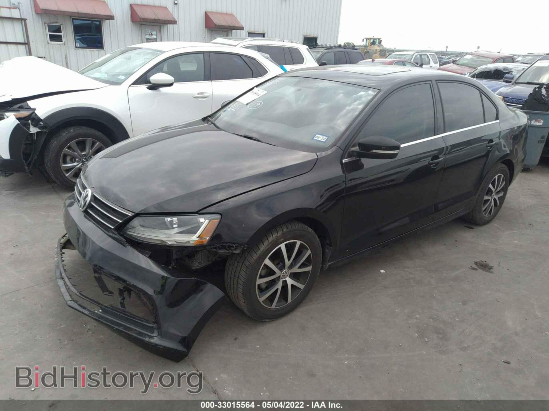 2017 VOLKSWAGEN JETTA - VIN: 3VWDB7AJ2HM211735 - Фото 2