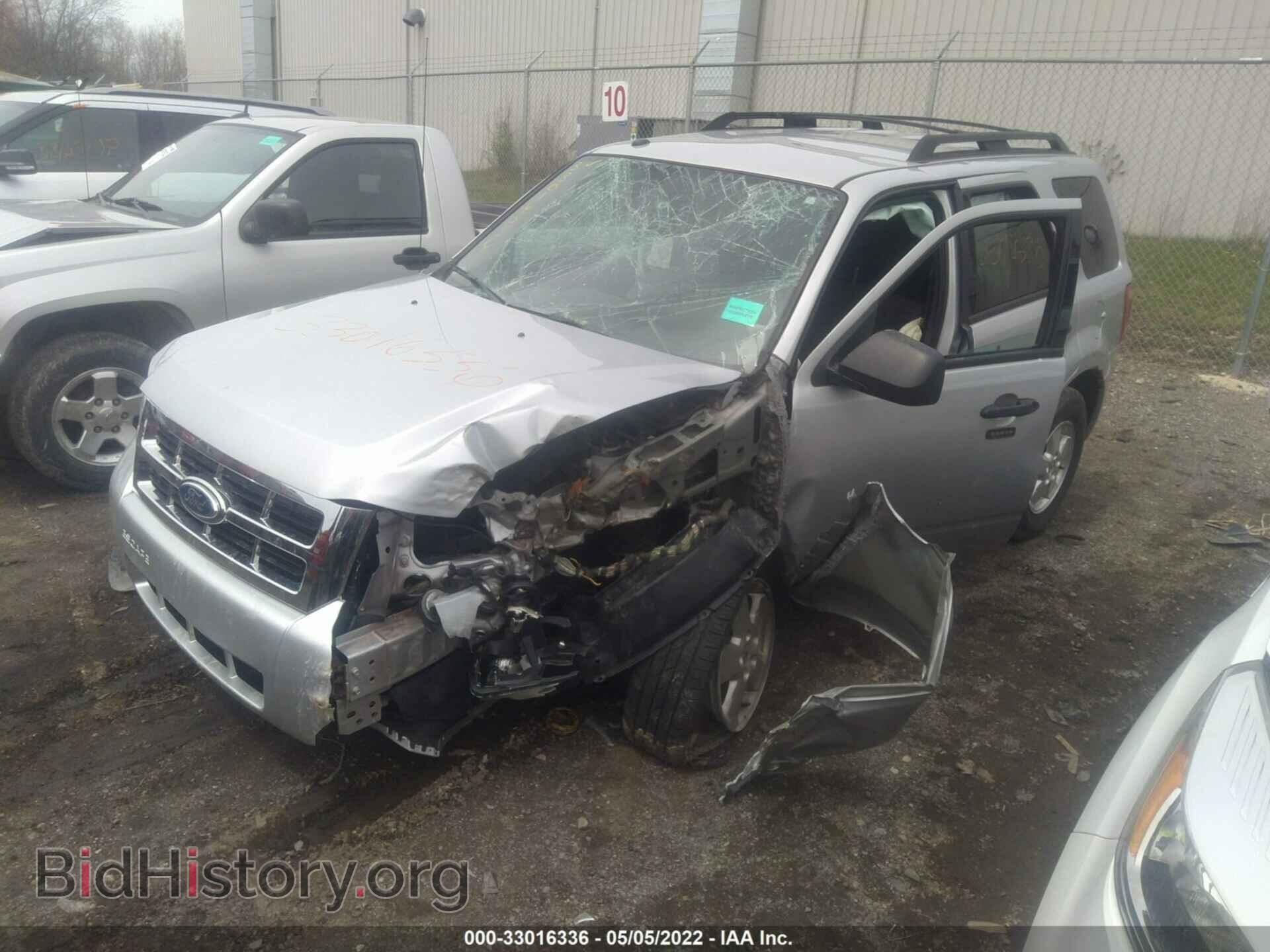 2011 FORD ESCAPE - VIN: 1FMCU0D74BKB45487 - Фото 2