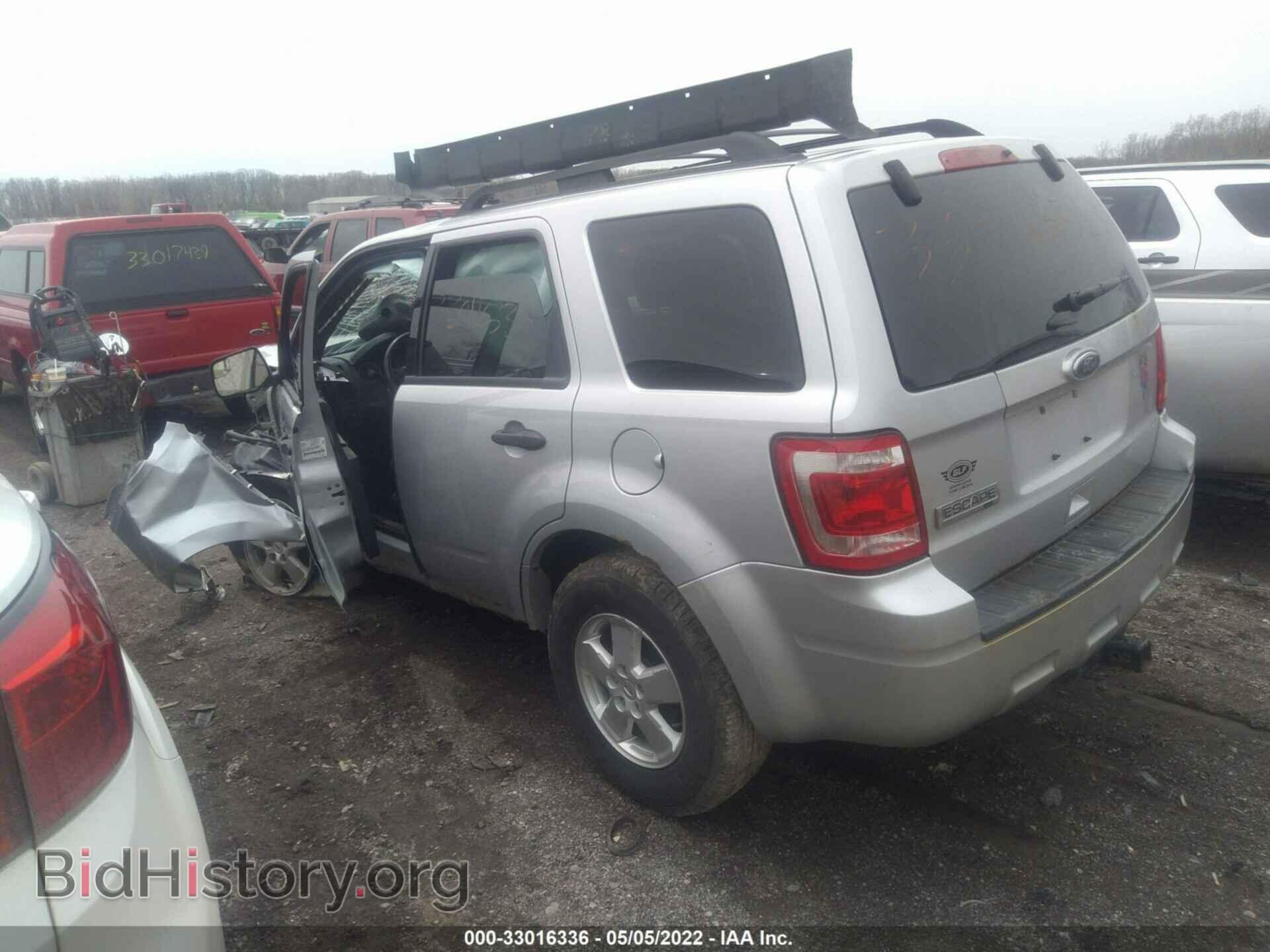 2011 FORD ESCAPE - VIN: 1FMCU0D74BKB45487 - Фото 3
