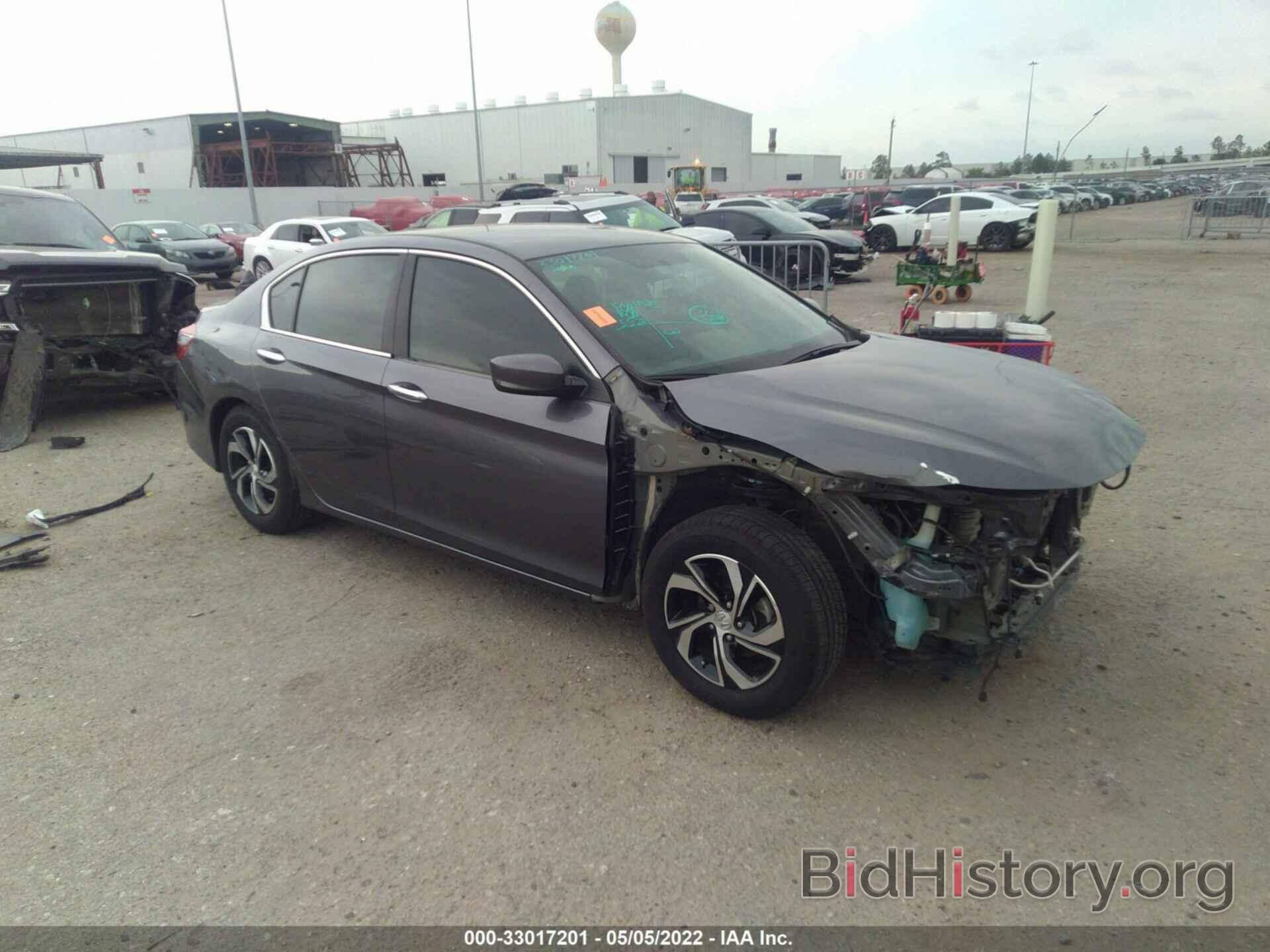 Photo 1HGCR2F30HA162475 - HONDA ACCORD SEDAN 2017