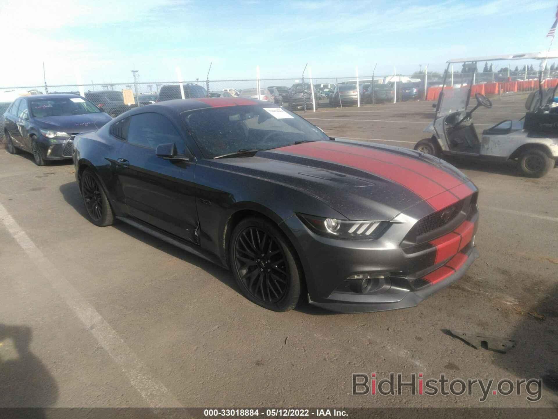 Photo 1FA6P8CF7F5431487 - FORD MUSTANG 2015