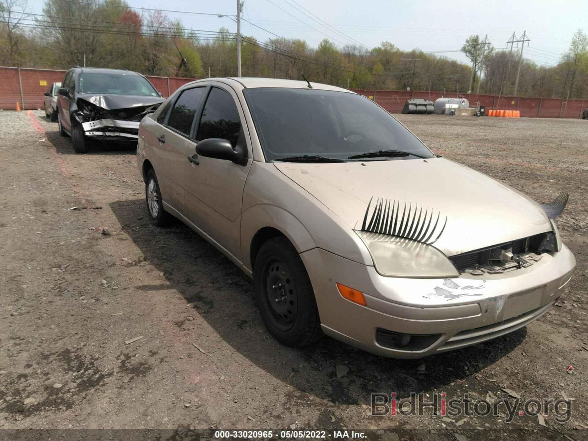 Photo 1FAHP34N57W366281 - FORD FOCUS 2007