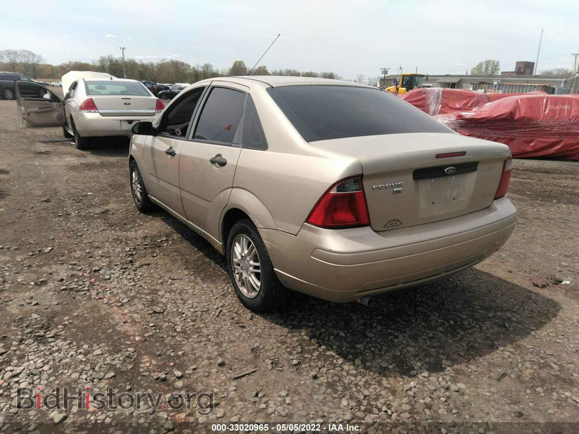 2007 FORD FOCUS - VIN: 1FAHP34N57W366281 - Фото 3