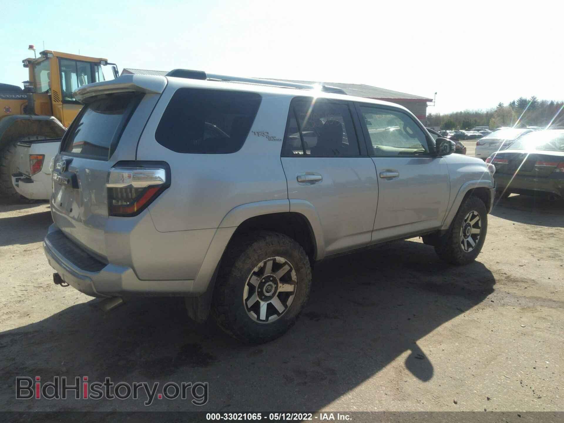 2017 TOYOTA 4RUNNER - VIN: JTEBU5JRXH5434086 - Фото 4