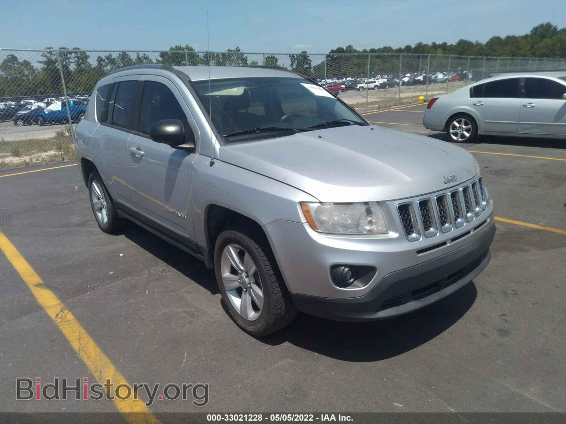 Photo 1J4NT1FB6BD248741 - JEEP COMPASS 2011
