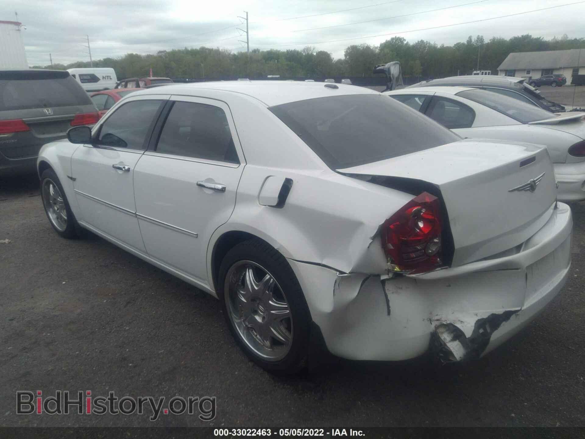 2010 CHRYSLER 300 - VIN: 2C3CA5CVXAH265900 - Фото 3