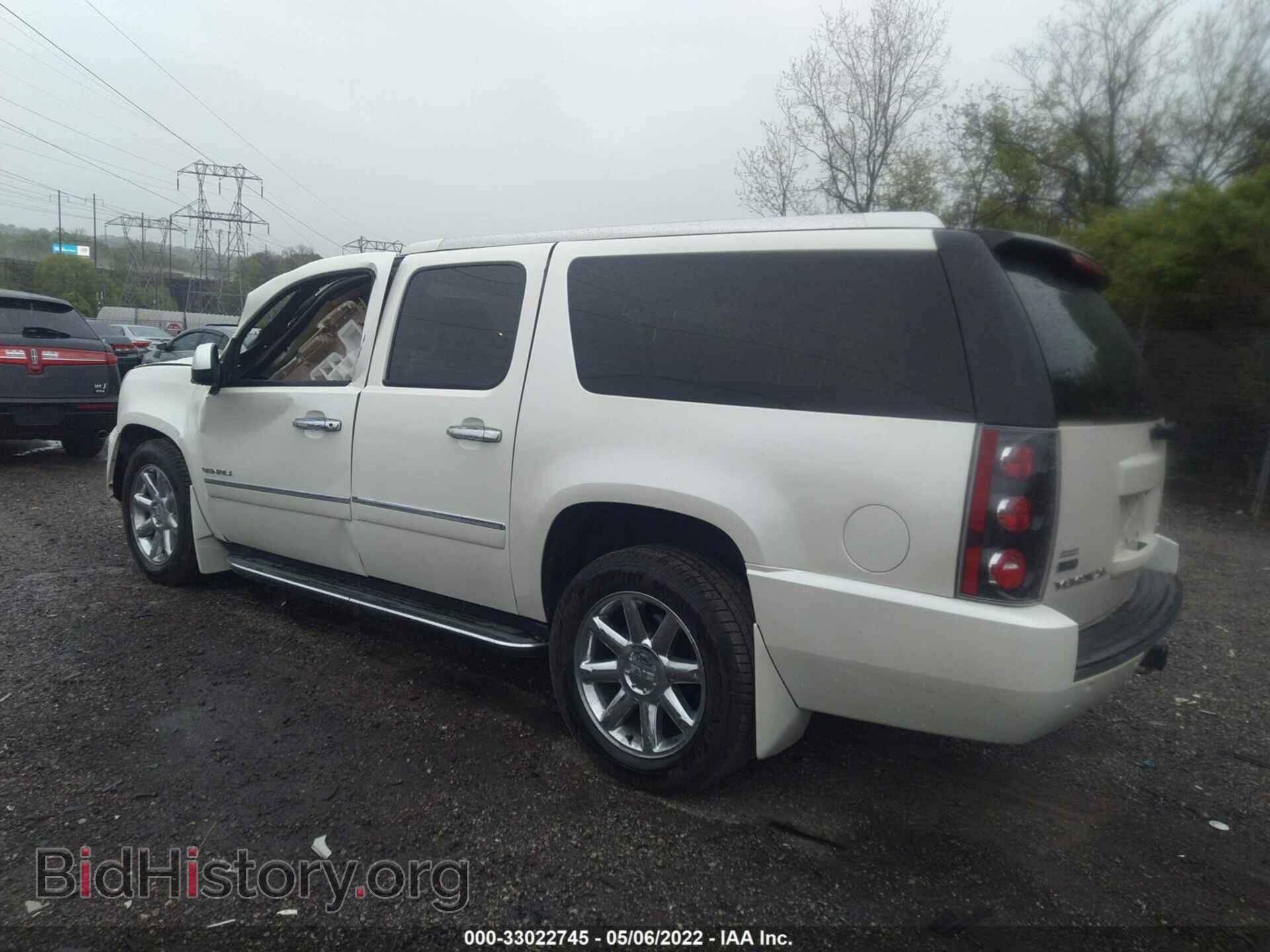 2011 GMC YUKON XL - VIN: 1GKS2MEF9BR140977 - Фото 3