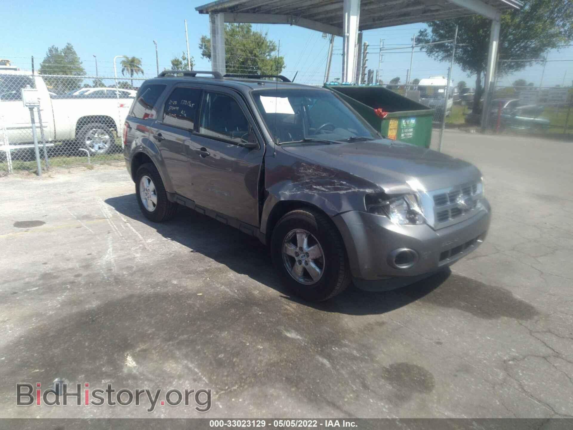 Фотография 1FMCU0D79BKA47667 - FORD ESCAPE 2011