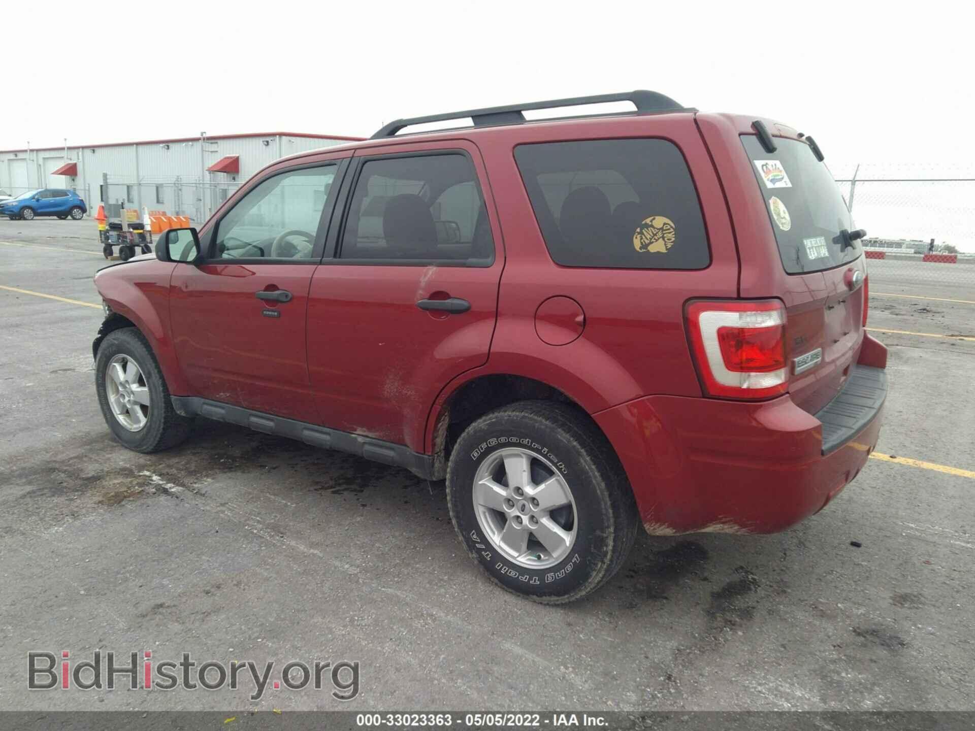 2010 FORD ESCAPE - VIN: 1FMCU9D72AKB08635 - Фото 3