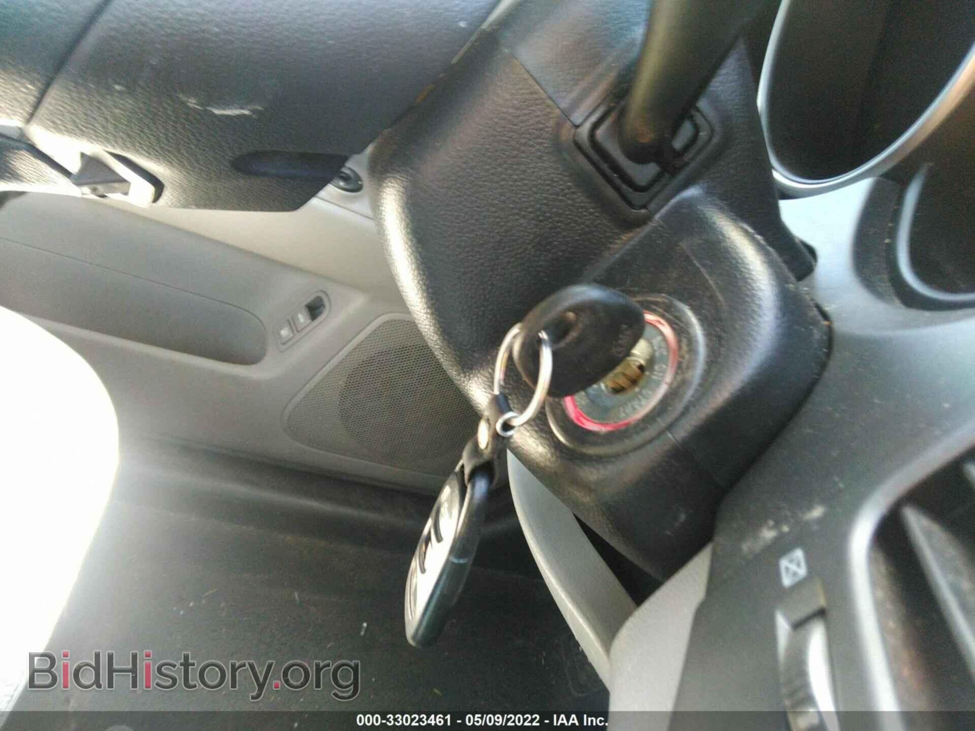 2009 KIA OPTIMA - VIN: KNAGE228695289025 - Фото 11
