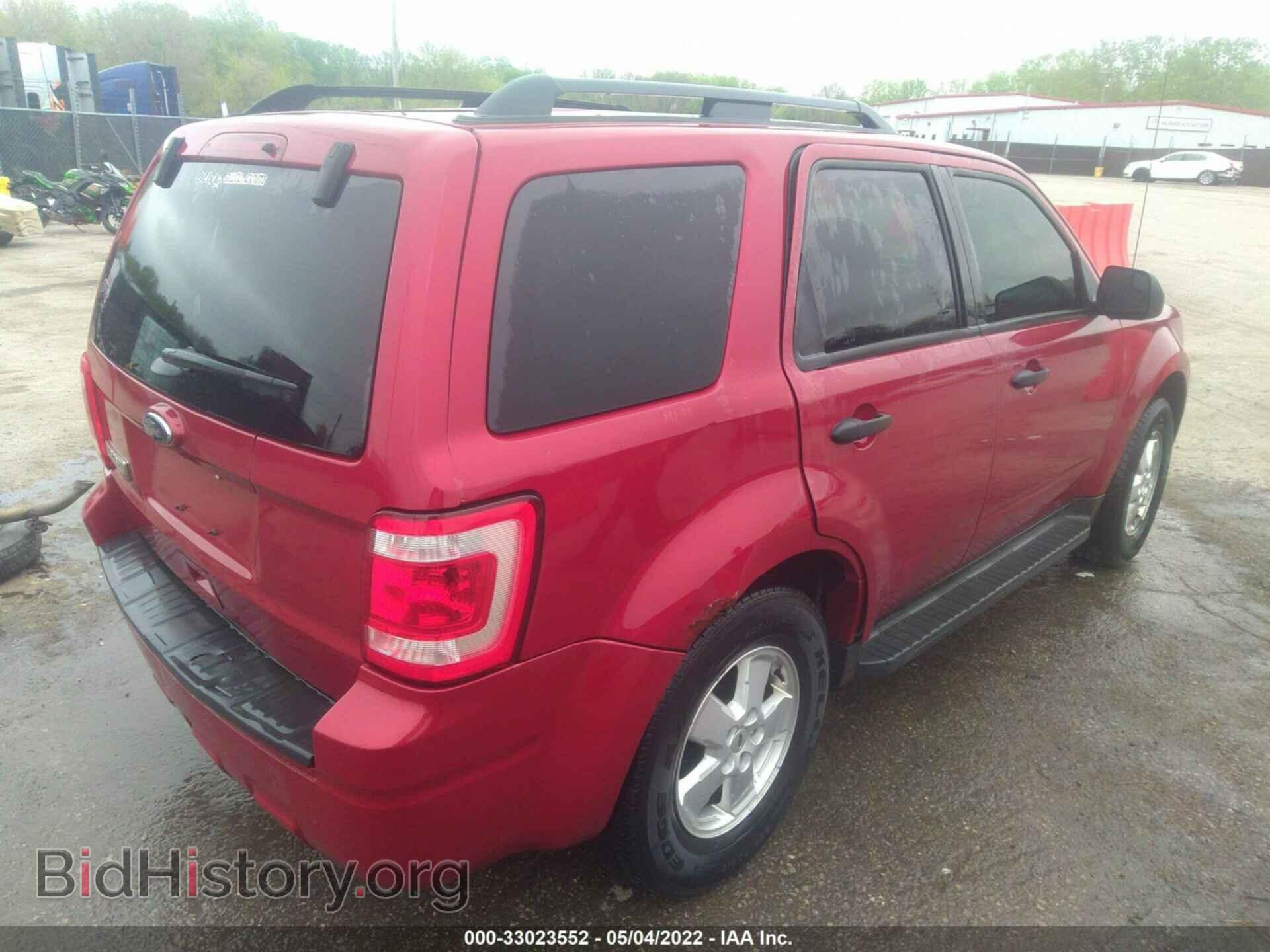 2011 FORD ESCAPE - VIN: 1FMCU0D75BKA75675 - Фото 4