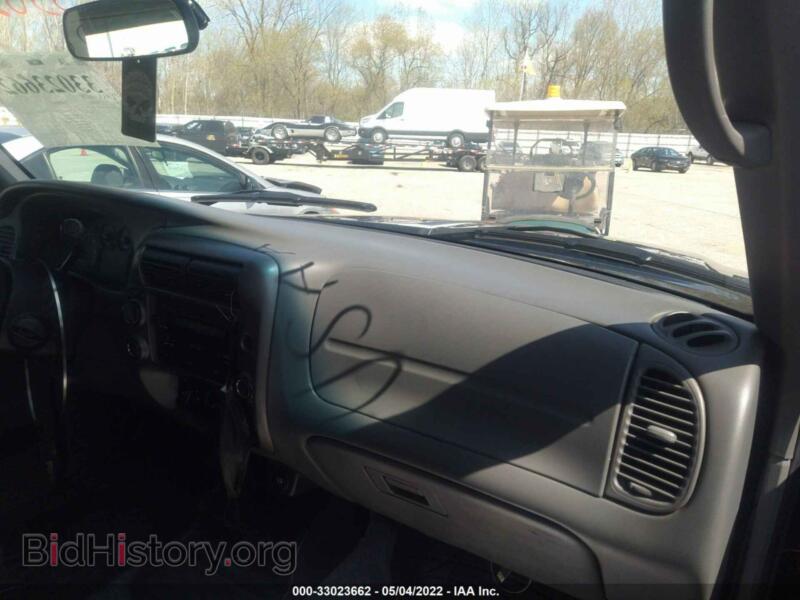2011 Ford RANGER (VIN 1FTLR4FE5BPB20593) — photo 5 of 11