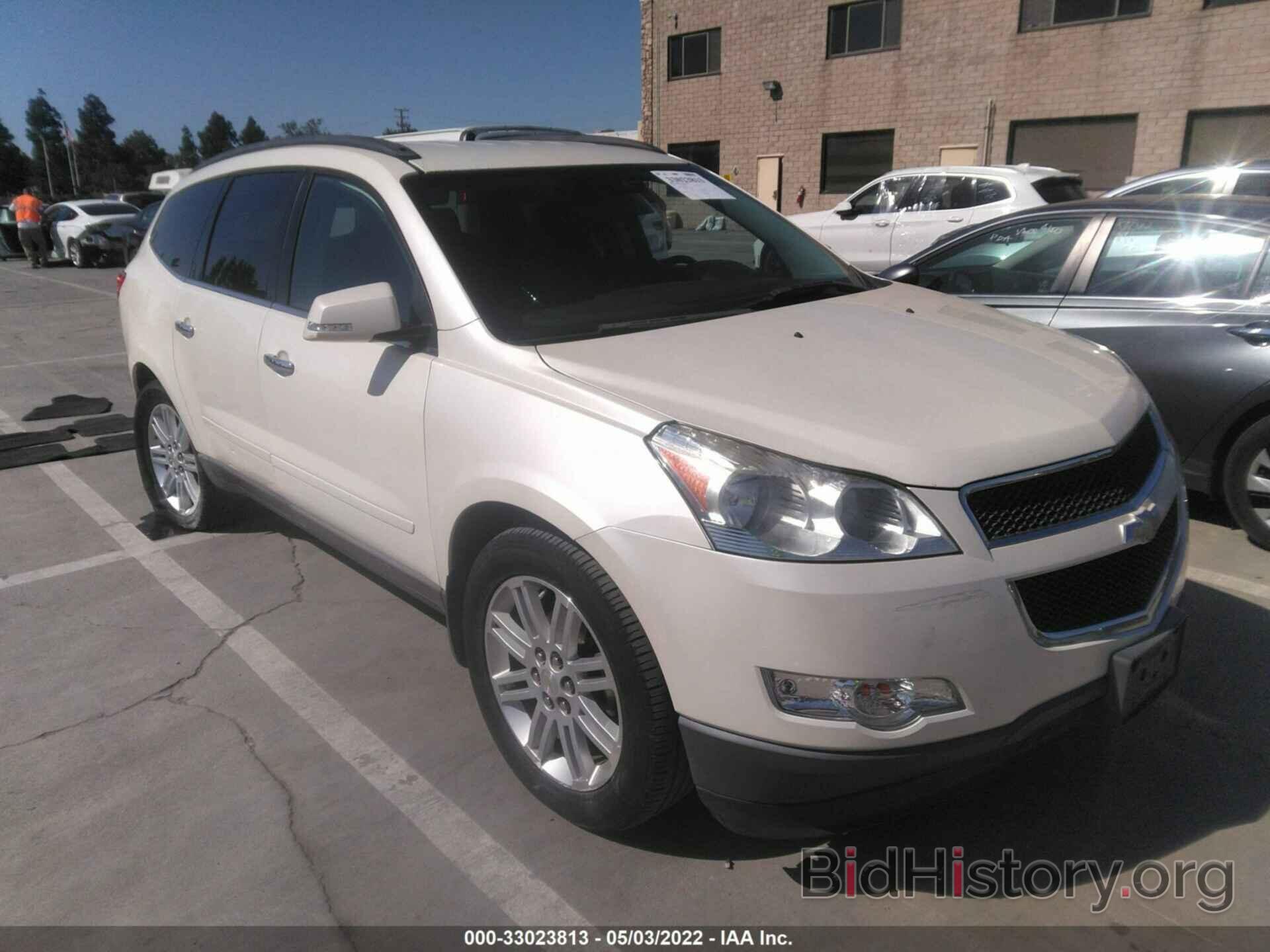 Photo 1GNKVGED7BJ104164 - CHEVROLET TRAVERSE 2011