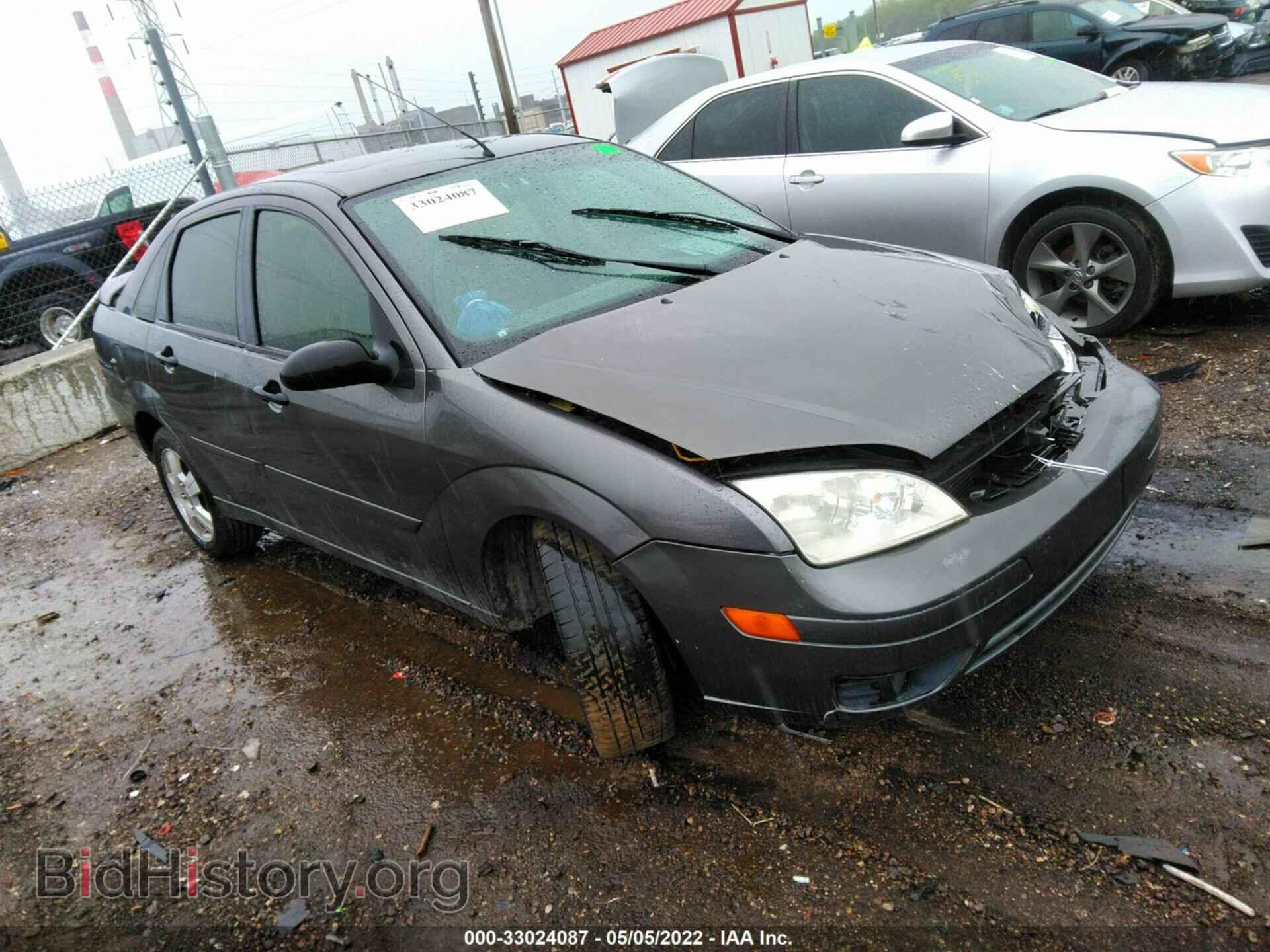 Photo 1FAHP34N77W290367 - FORD FOCUS 2007