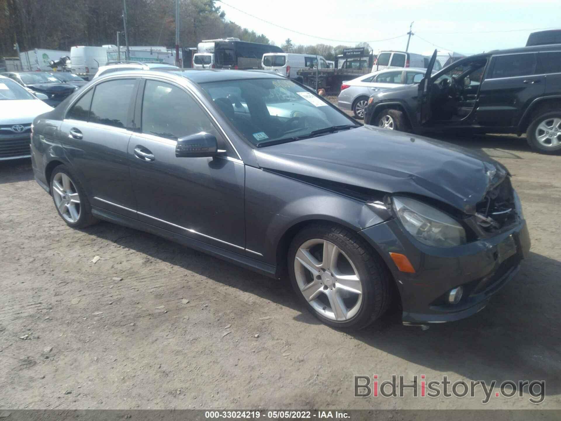 Photo WDDGF5EB1AR130733 - MERCEDES-BENZ C-CLASS 2010