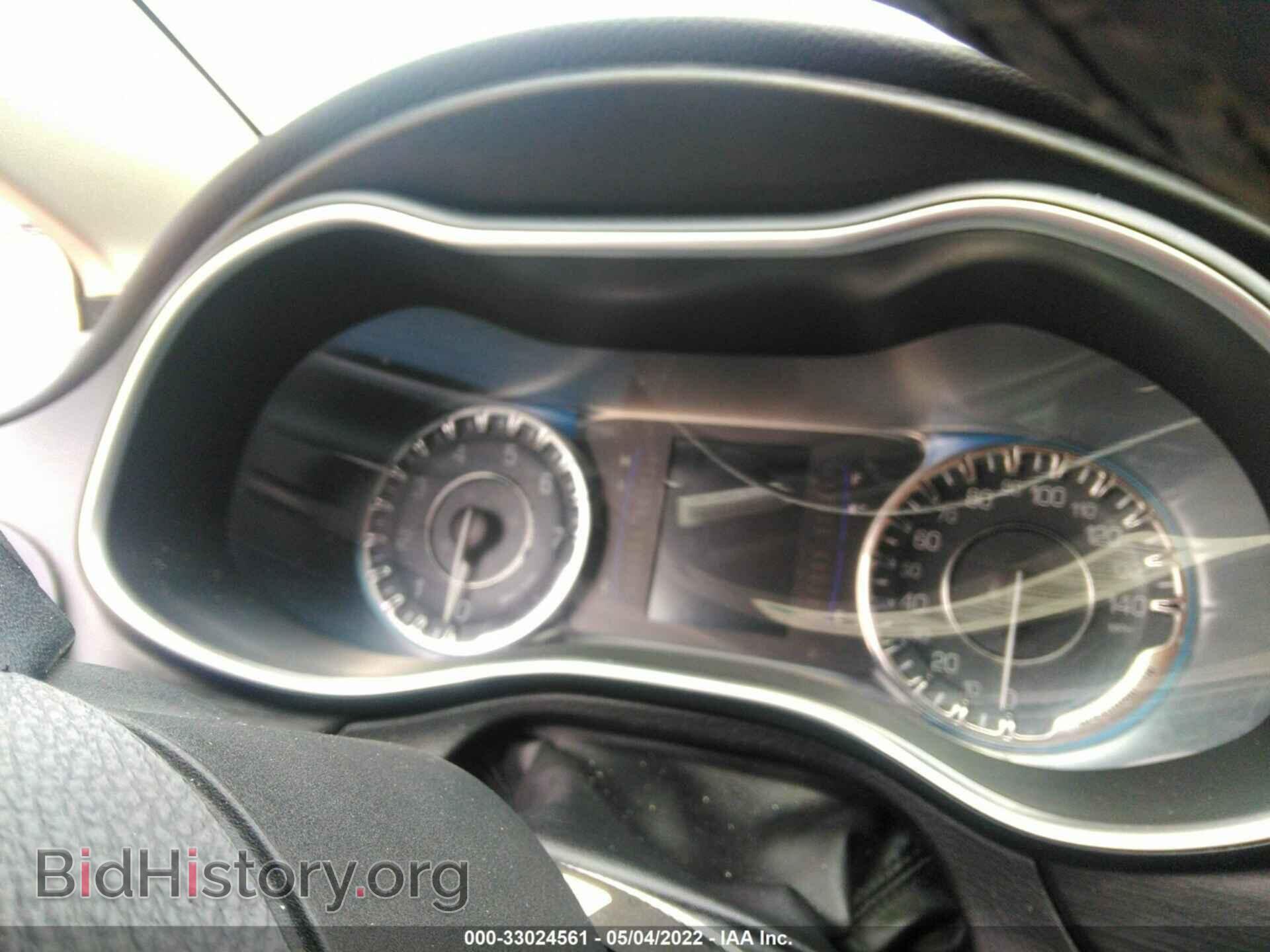 2015 CHRYSLER 200 - VIN: 1C3CCCAB2FN627160 - Фото 7