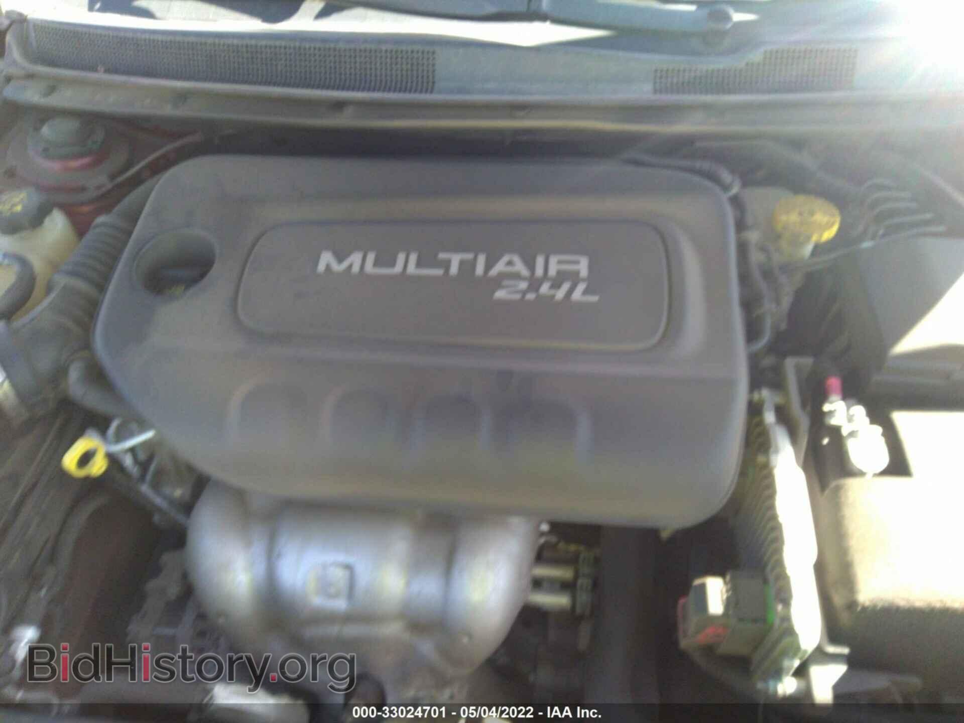 2015 CHRYSLER 200 - VIN: 1C3CCCAB7FN630670 - Фото 10