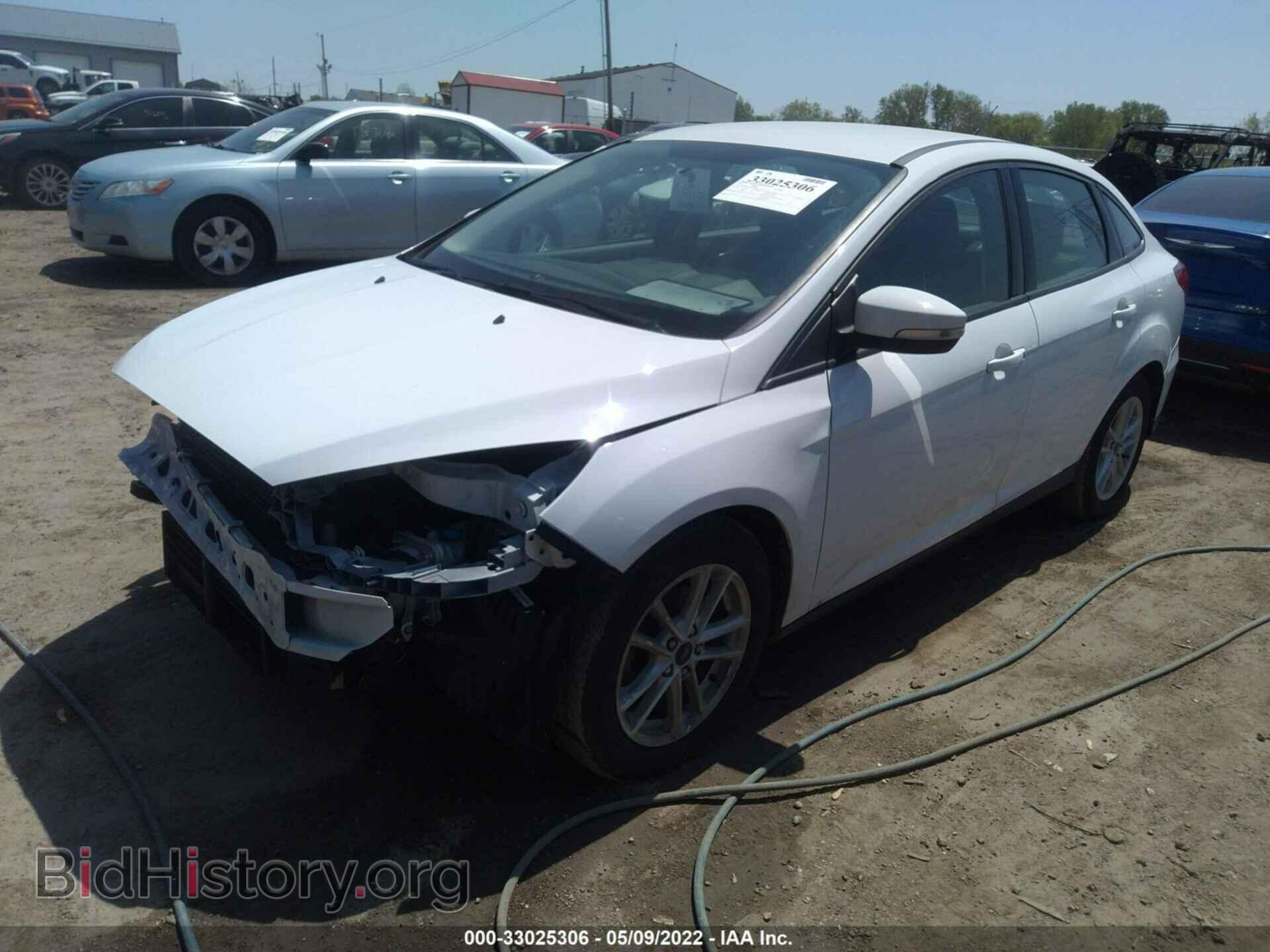 2017 FORD FOCUS - VIN: 1FADP3F24HL323880 - Фото 2