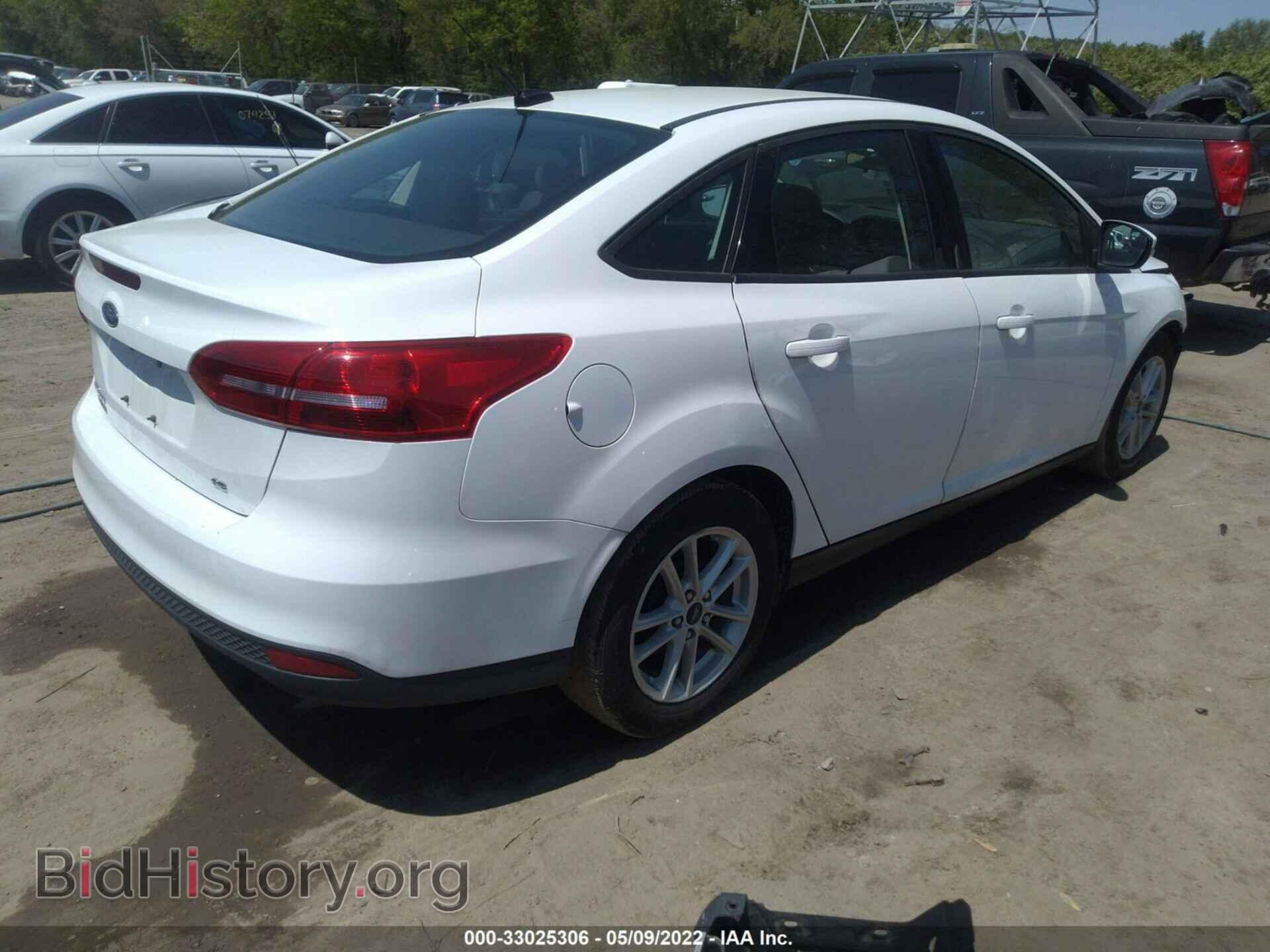 2017 FORD FOCUS - VIN: 1FADP3F24HL323880 - Фото 4